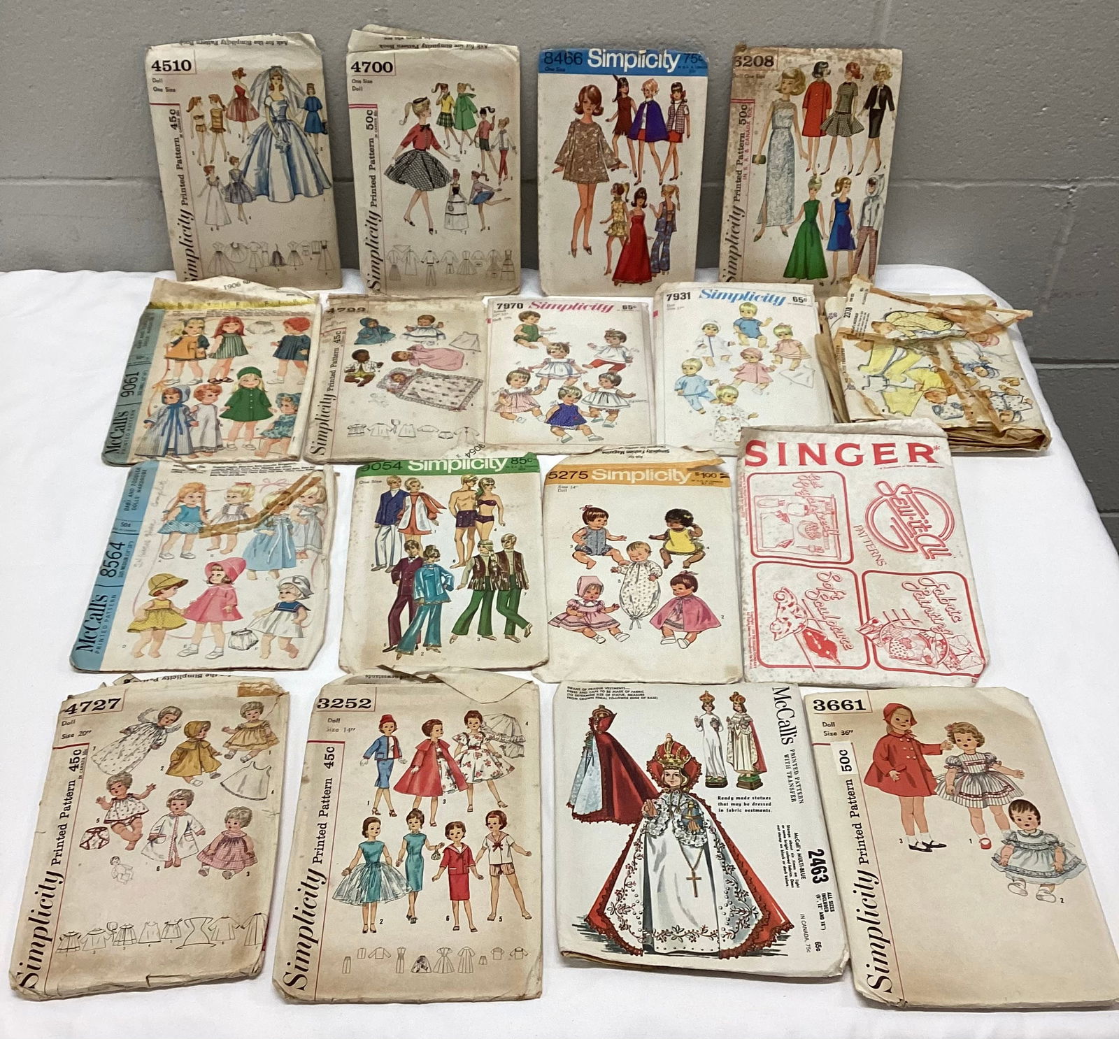 Vintage Doll Sewing Patterns (1 of 4)