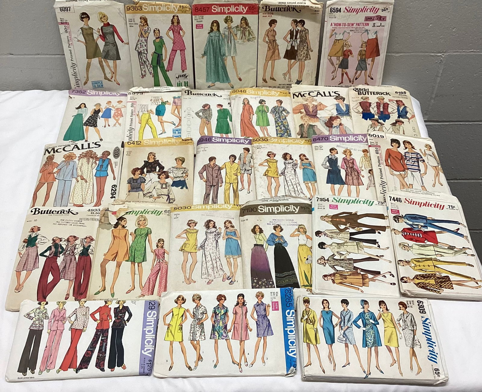 Vintage Sewing Patterns (1 of 4)