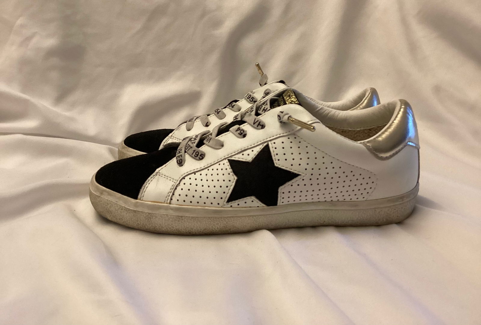 Vintage Havana Gadol Star Sneakers: Women’s Size 8