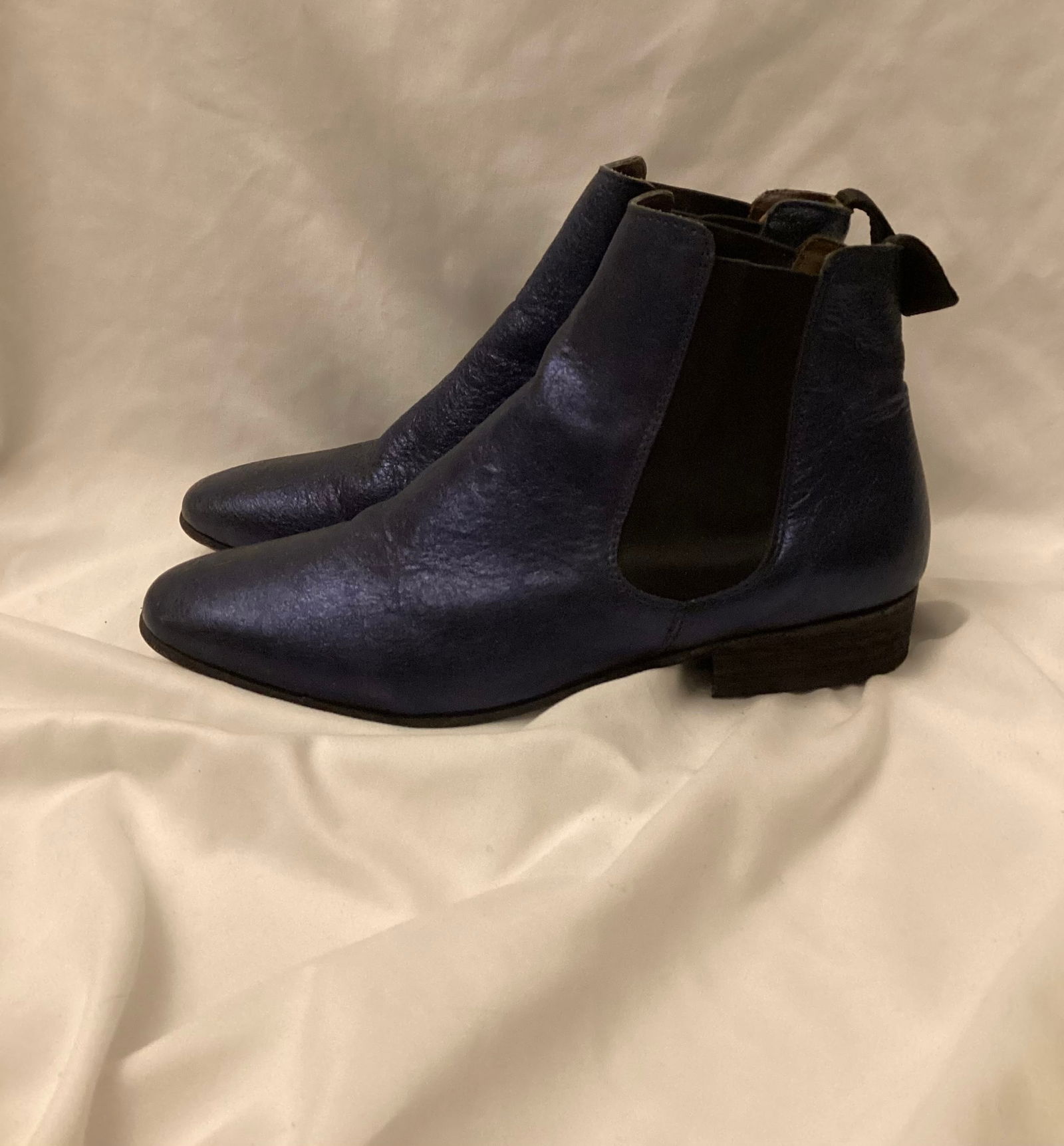 Made in Italy Blue Iridescent Leather Ankle Boots (1 of 8)