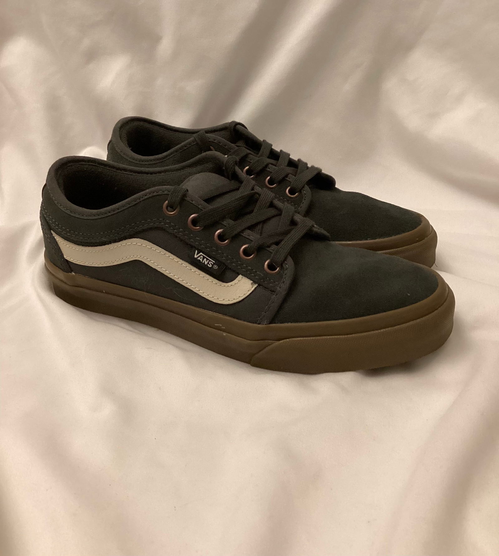 Vans Skate Chukka Low Sidestripe: Mens Size 7 Women 8.5