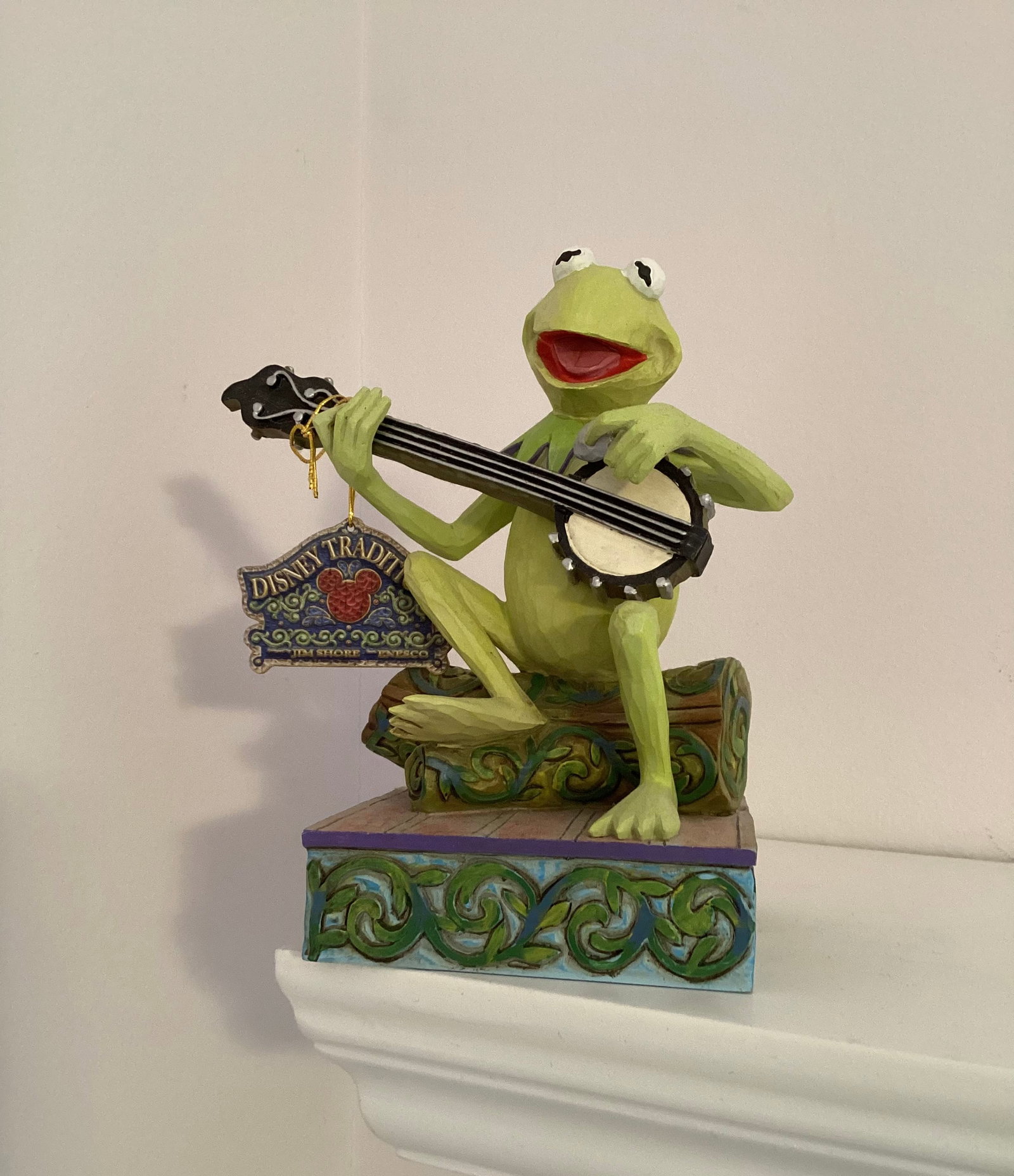 Jim Shore Disney Traditions Showcase Collection Kermit the Frog Find Your Rainbow Connection: 5.75 inches. With Box