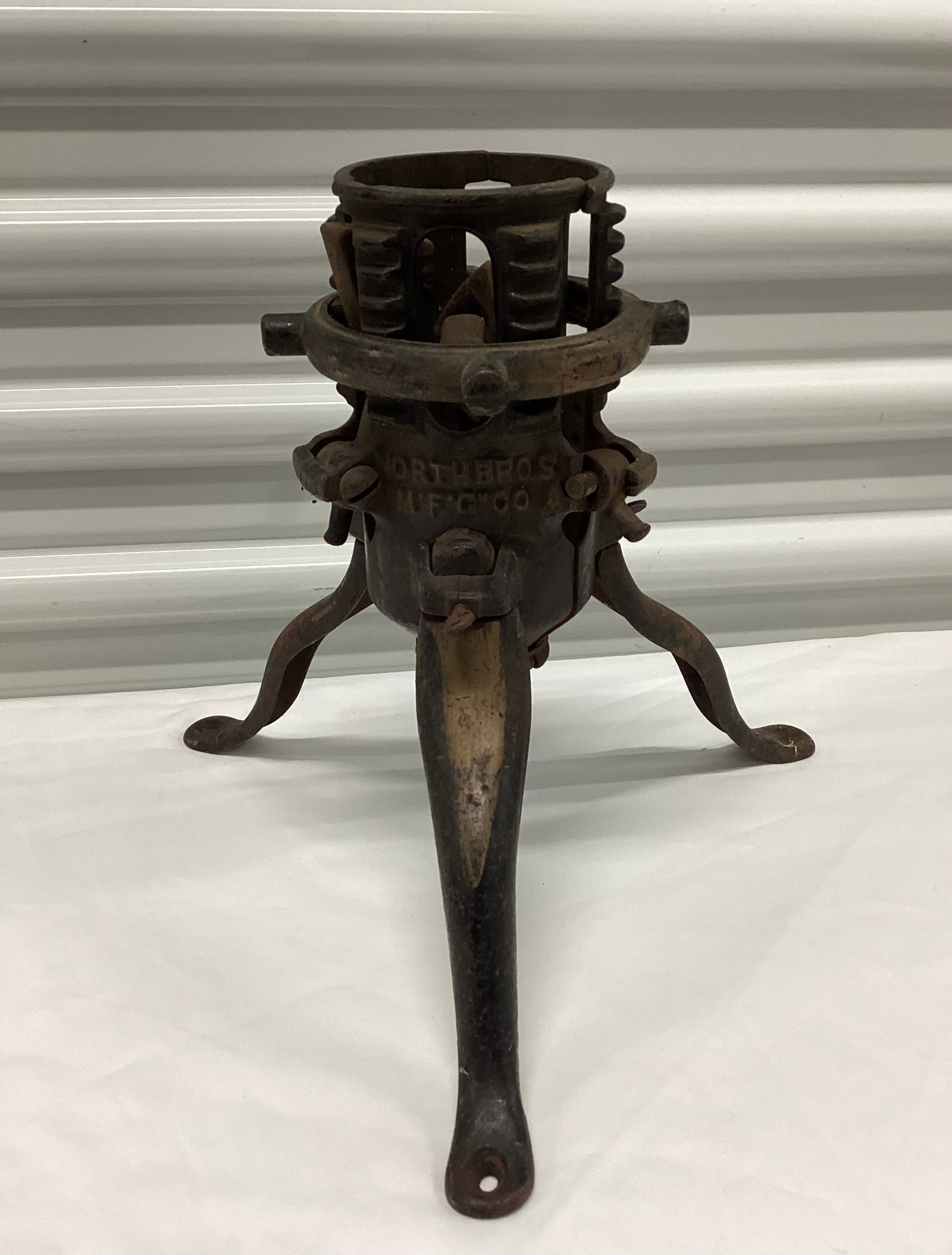 Antique North Bros Mfg Co Tree Stand (1 of 5)