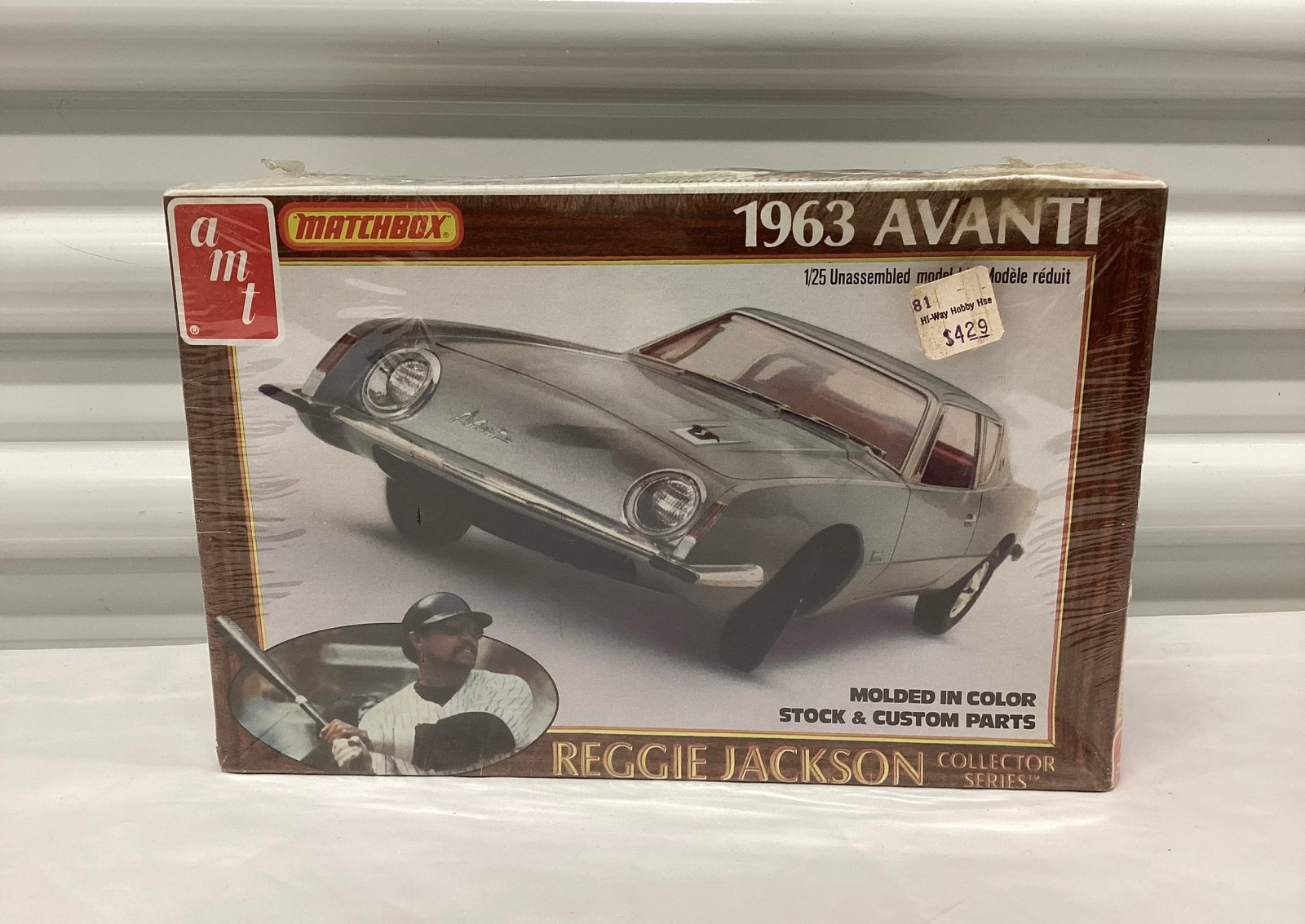 SEALED AMT Matchbox 1963 Avanti Reggie Jackson Collector Series Model Kit (1 of 5)