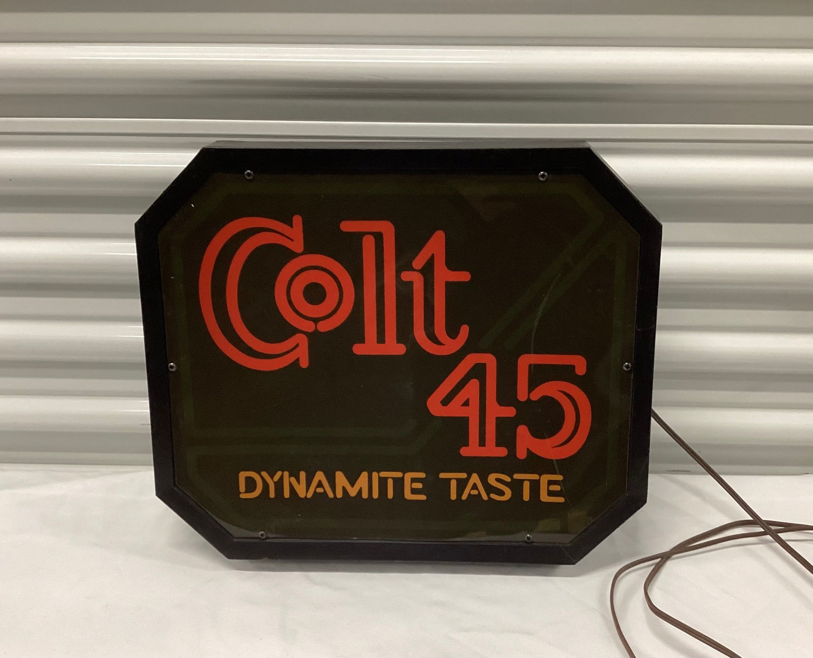 Vintage Colt 45 Light Up Sign (1 of 5)