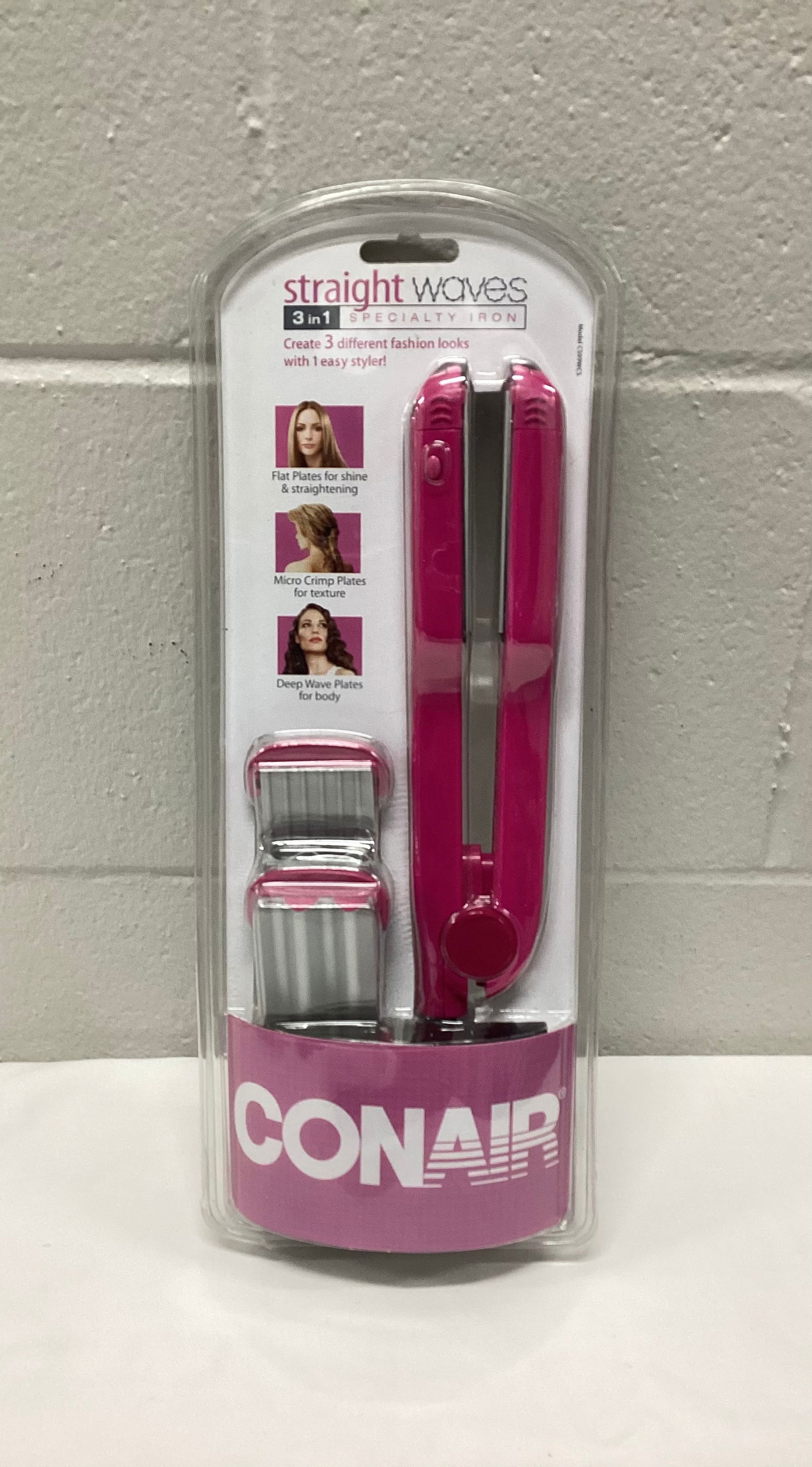 New In Package Conair Straight Waves 3 in 1 Specialty Iron (1 of 2)