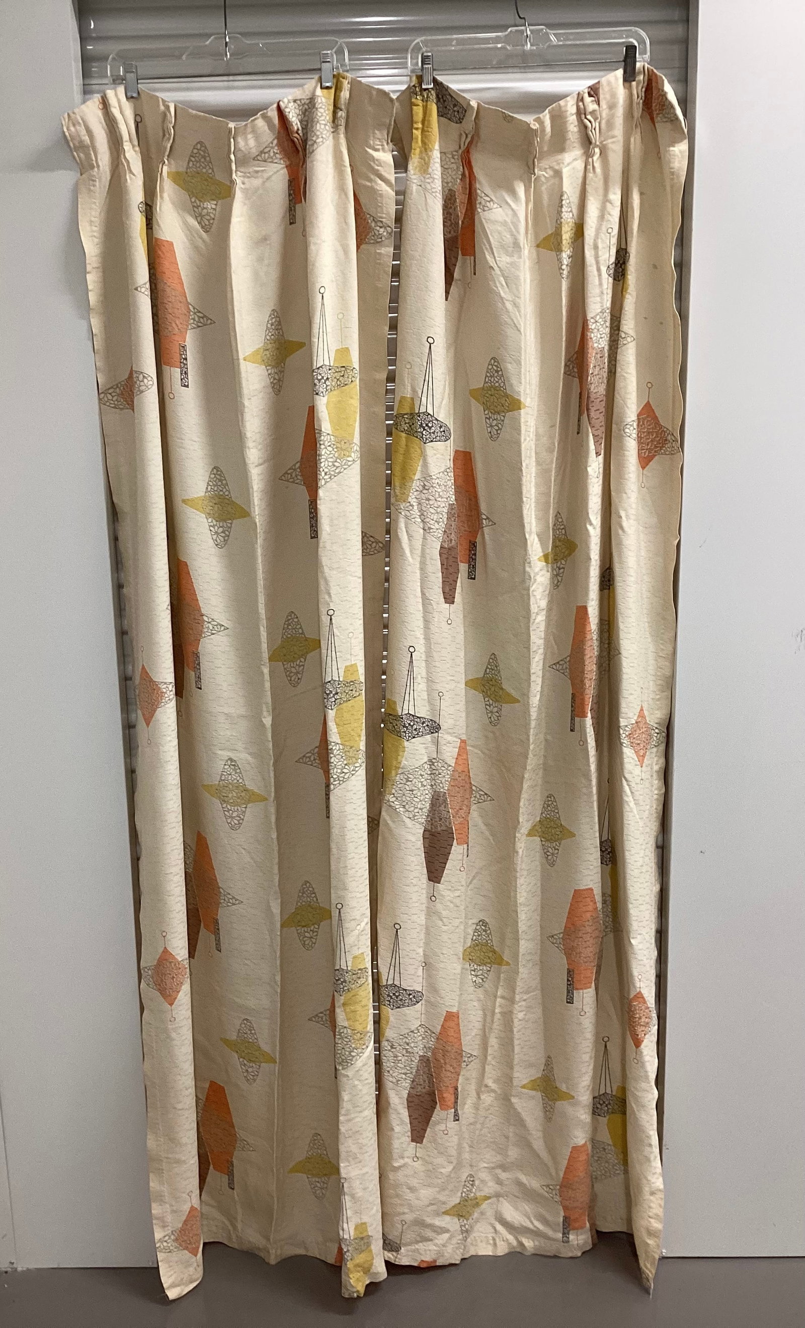 Pair of Mid Century Atomic Print Drapes: Each Panel 24x77