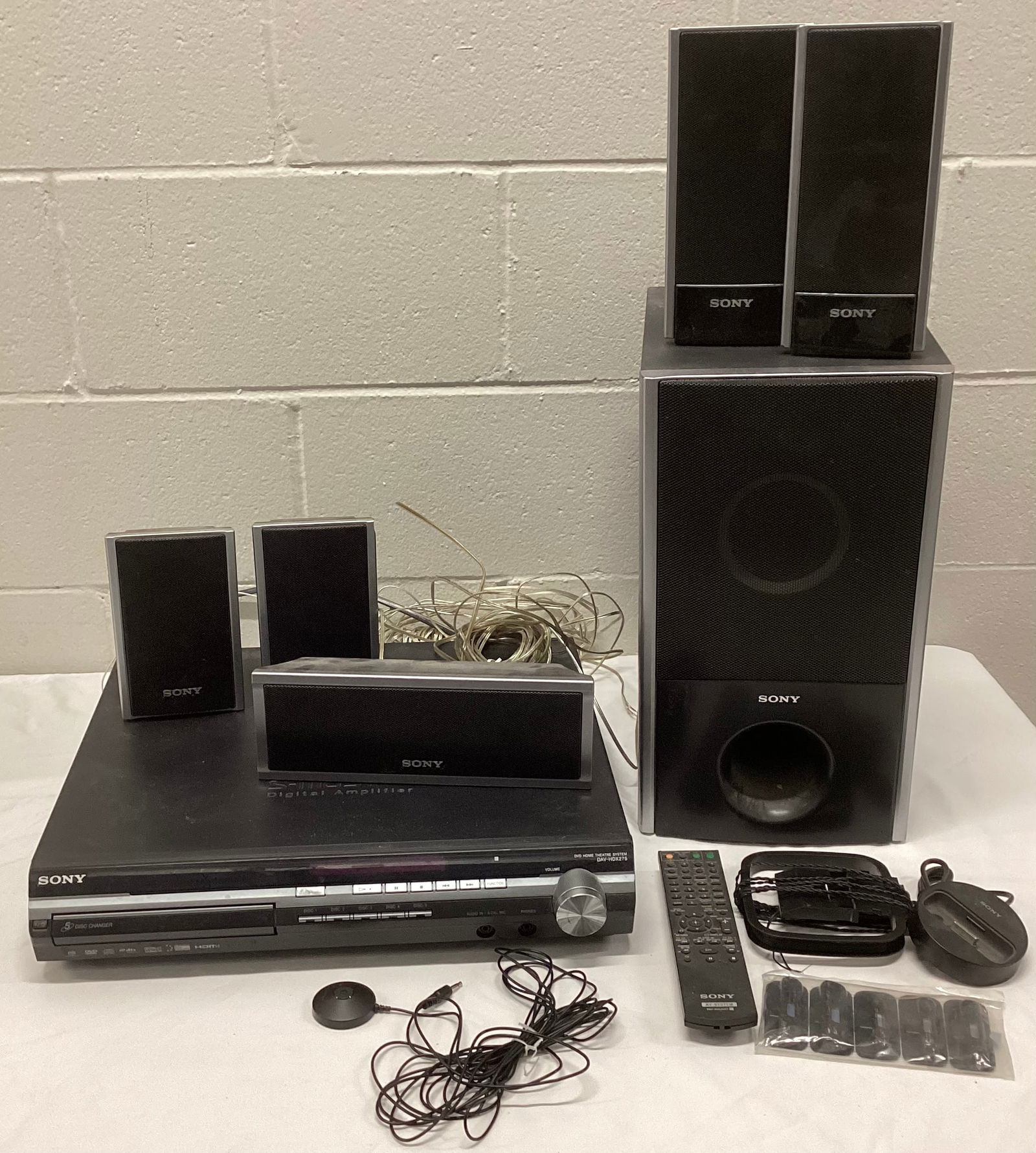 Sony Surround Sound System (1 of 6)