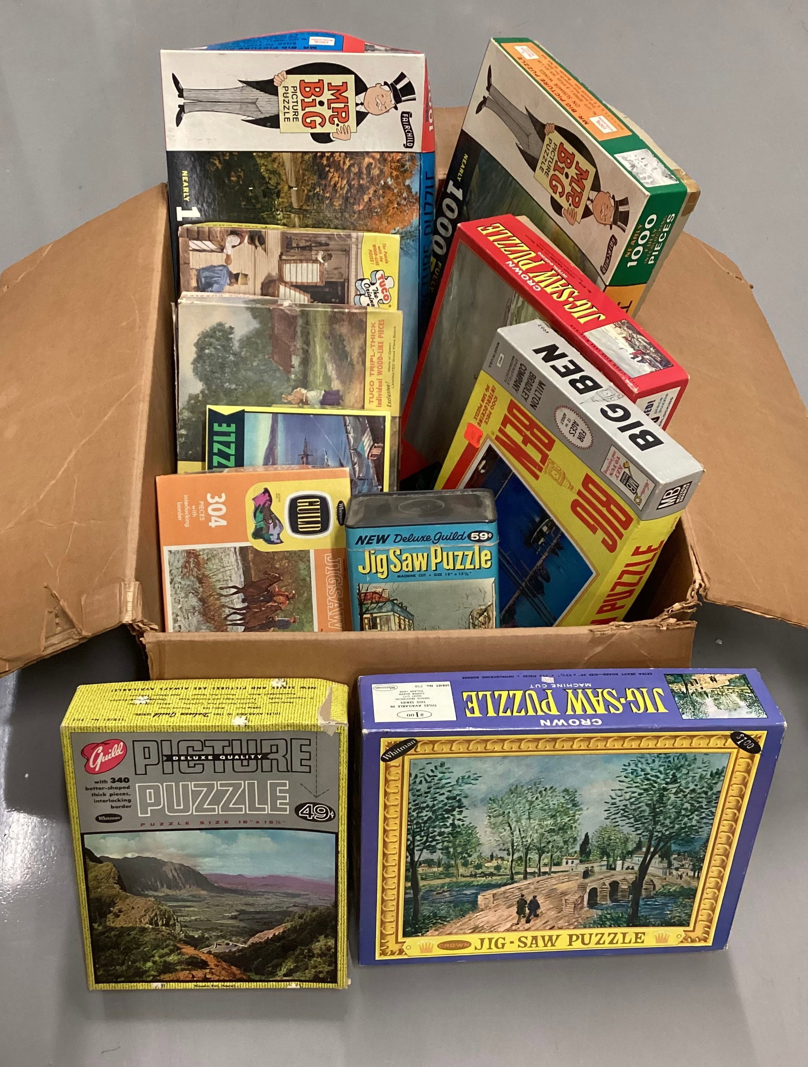 Large Box Full of Vintage Puzzles: Unchecked but boxes appear full