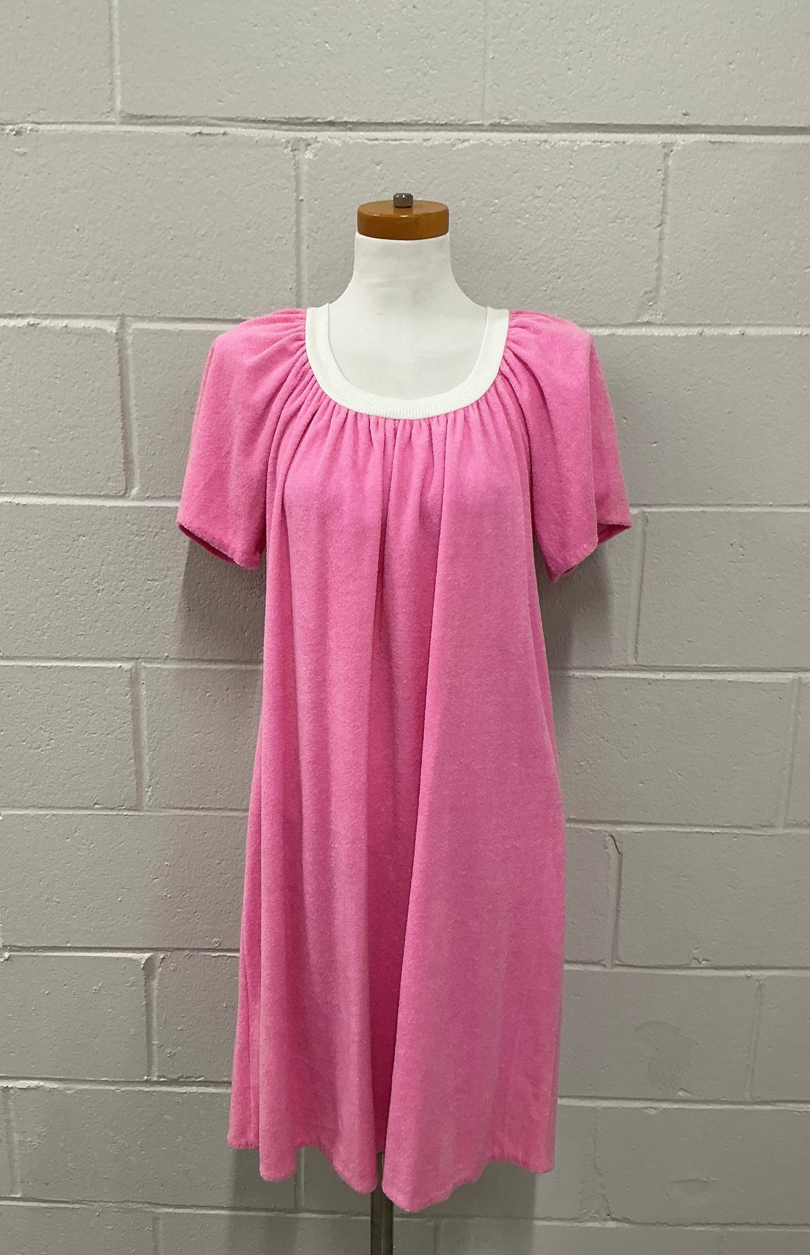 Vintage Donna Richard for Gilligan & OMalley Terry Cloth House Dress: Size Petite AP-AP 21 inches