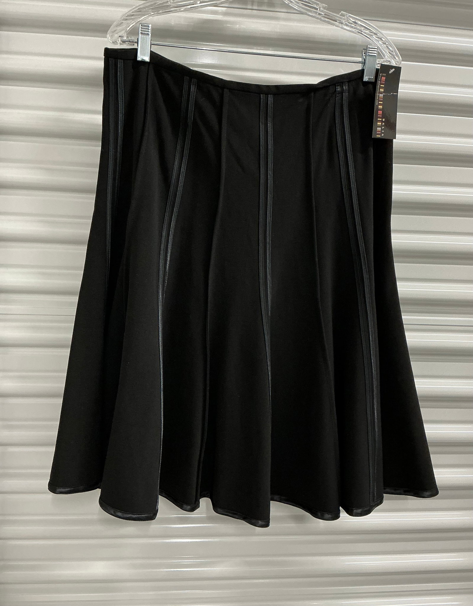1990s With Tag Dalia Black Skirt With Piping Detail: Size 12