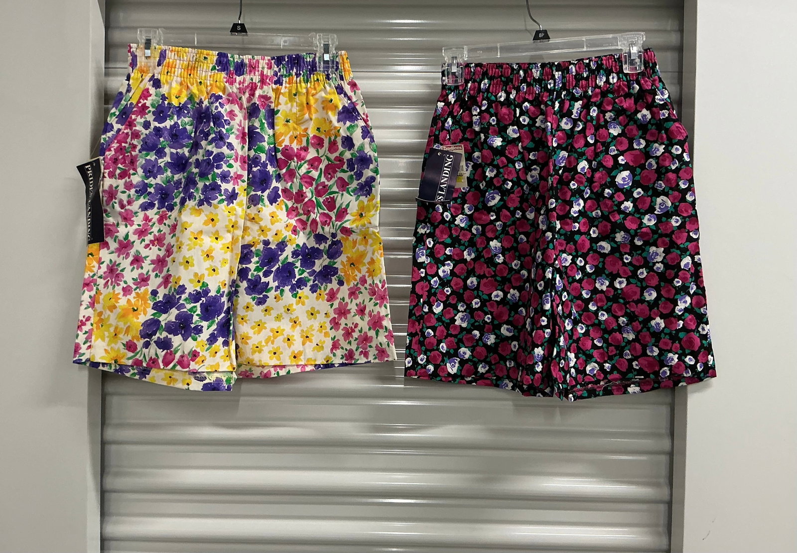 1990s Colorful Floral Print Wide Leg Shorts With Tags: Size M