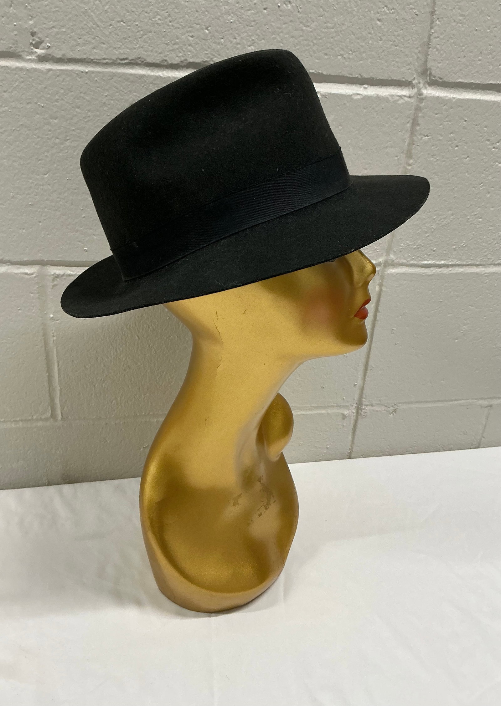 Vintage Stetson Mallory Hat: Size 7 1/4 - 7 3/8