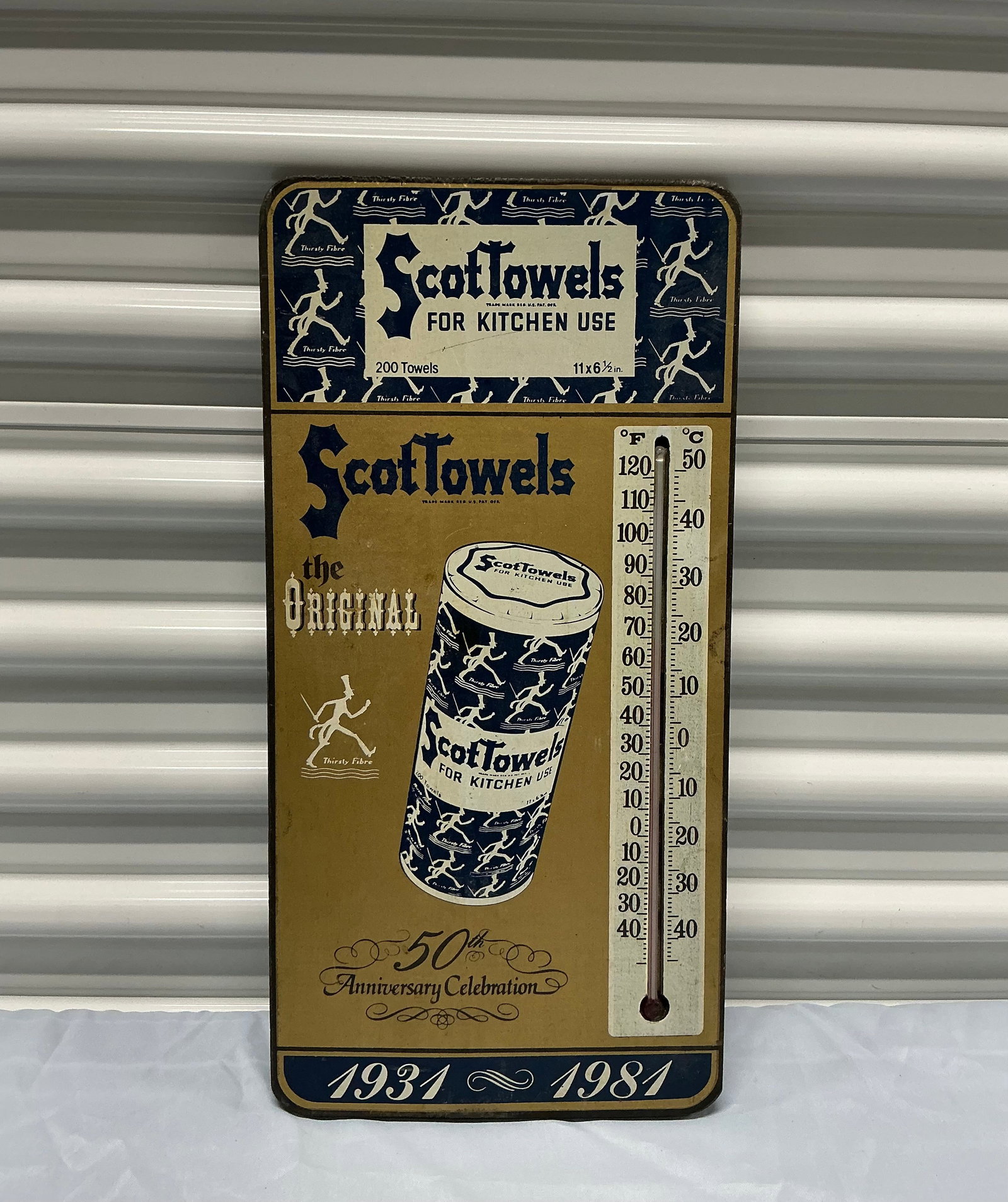 Vintage Scot Towels Advertising Thermometer: 17.75x8.75