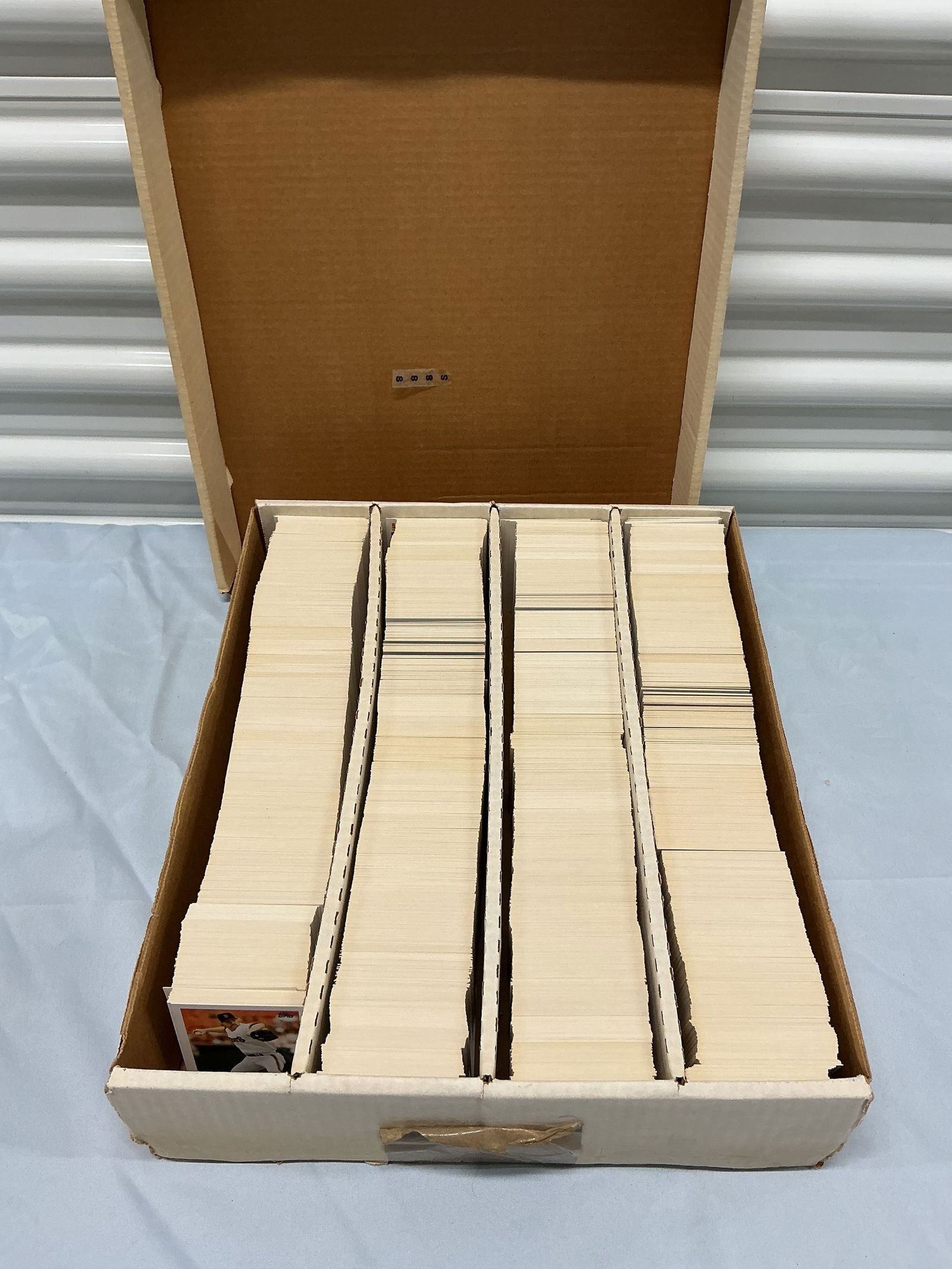 Large Box Unsearched Vintage Baseball Cards (1 of 3)