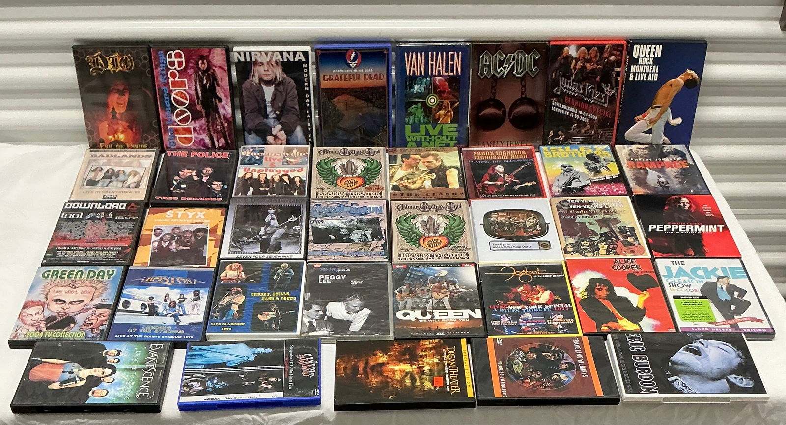 Large Lot of Concert & Music DVDs (1 of 5)