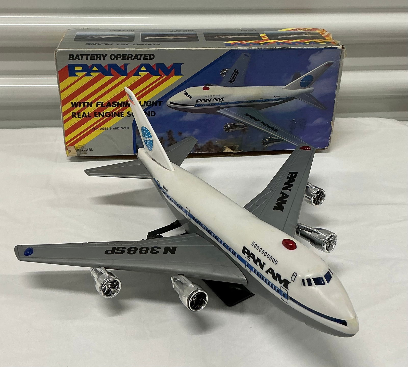 Pan Am Battery Operated Jet Plane In Original Box (1 of 4)