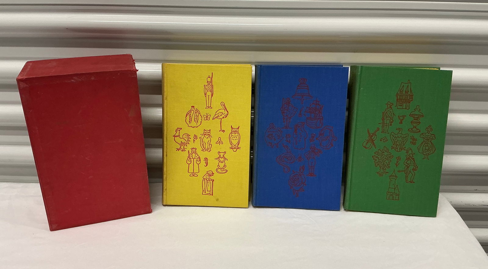 1940s Illustrated Hans Christian Andersen Fairy Tales (1 of 6)