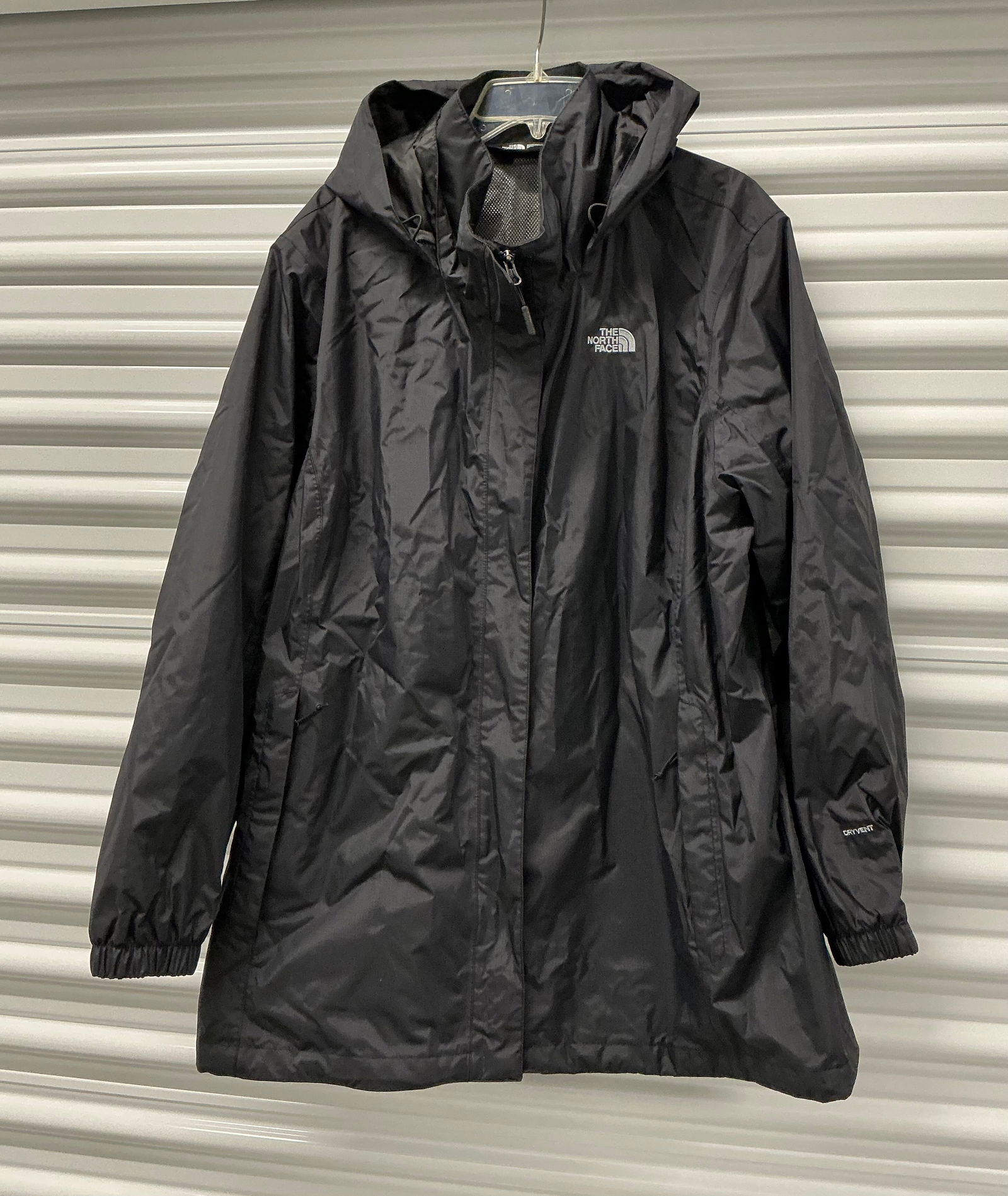 The North Face Lightweight Hooded Jacket (1 of 4)