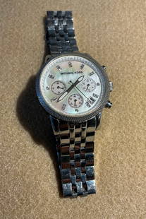 Michael Kors Watch: Working