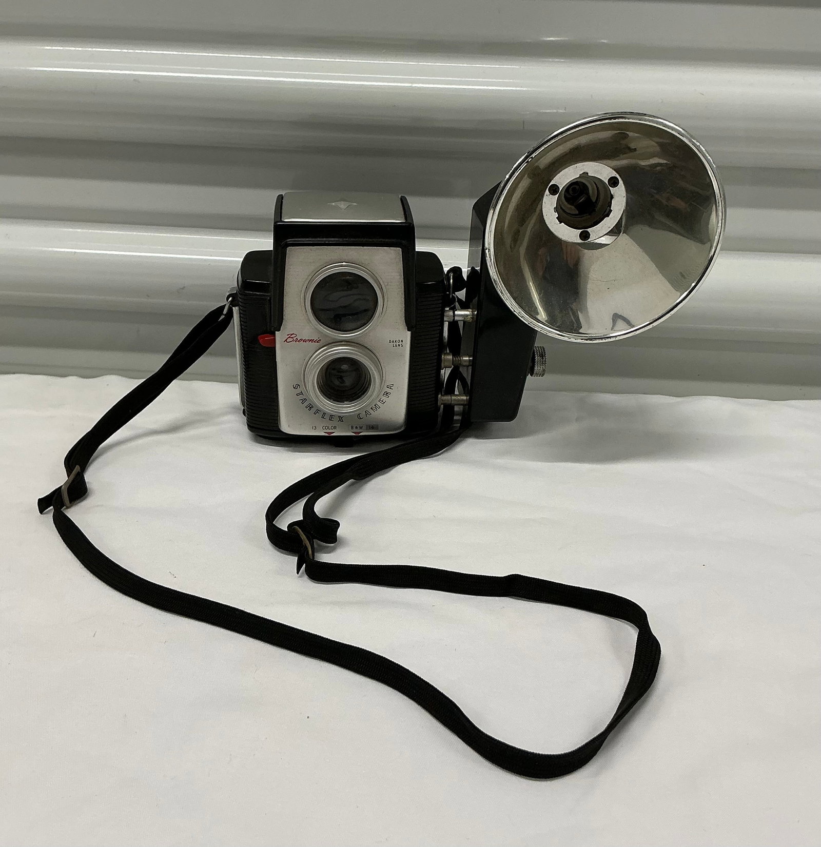Brownie Starflex Camera: Untested
