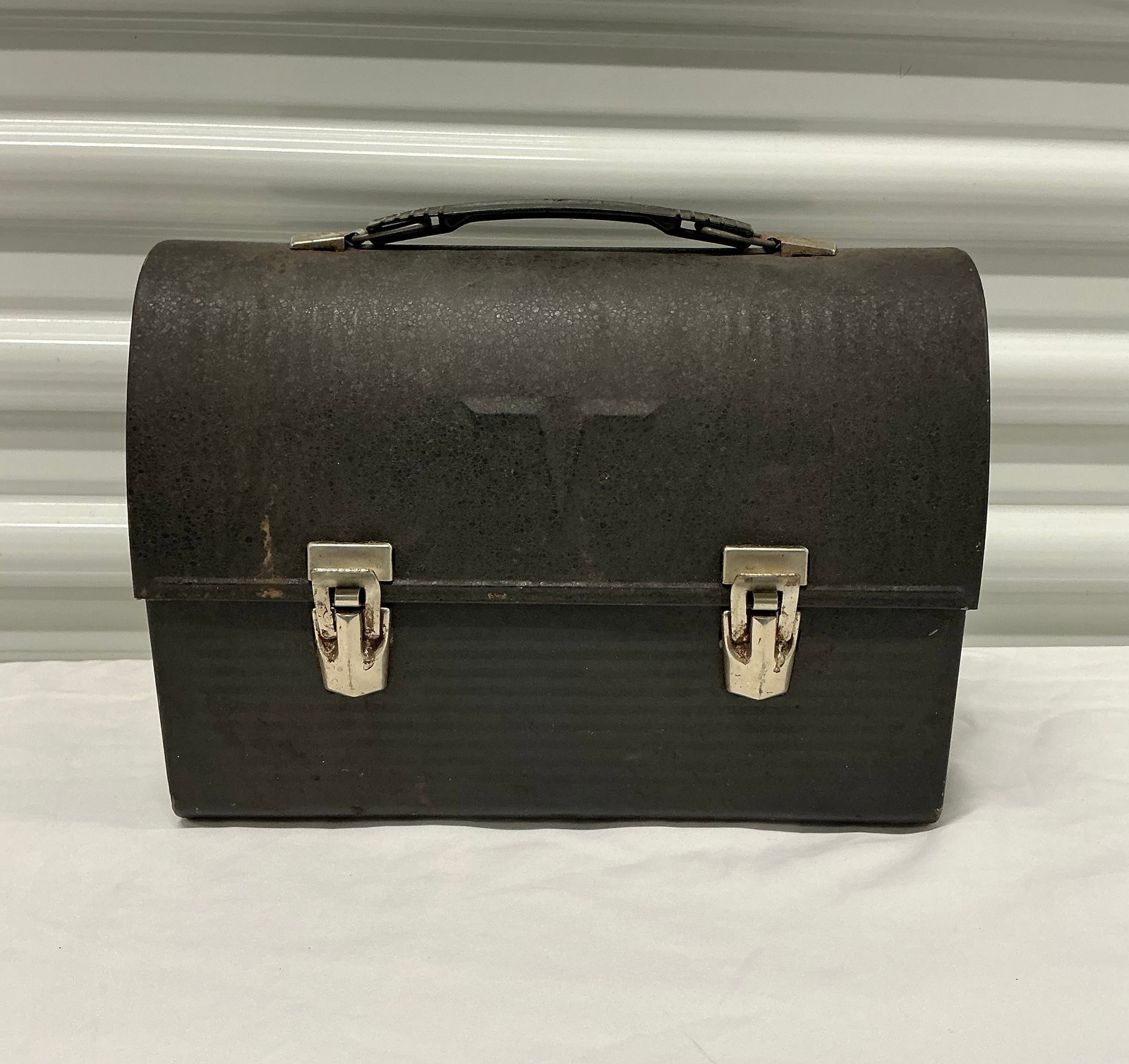 Thermos Metal Lunch Box: 10.25 inches