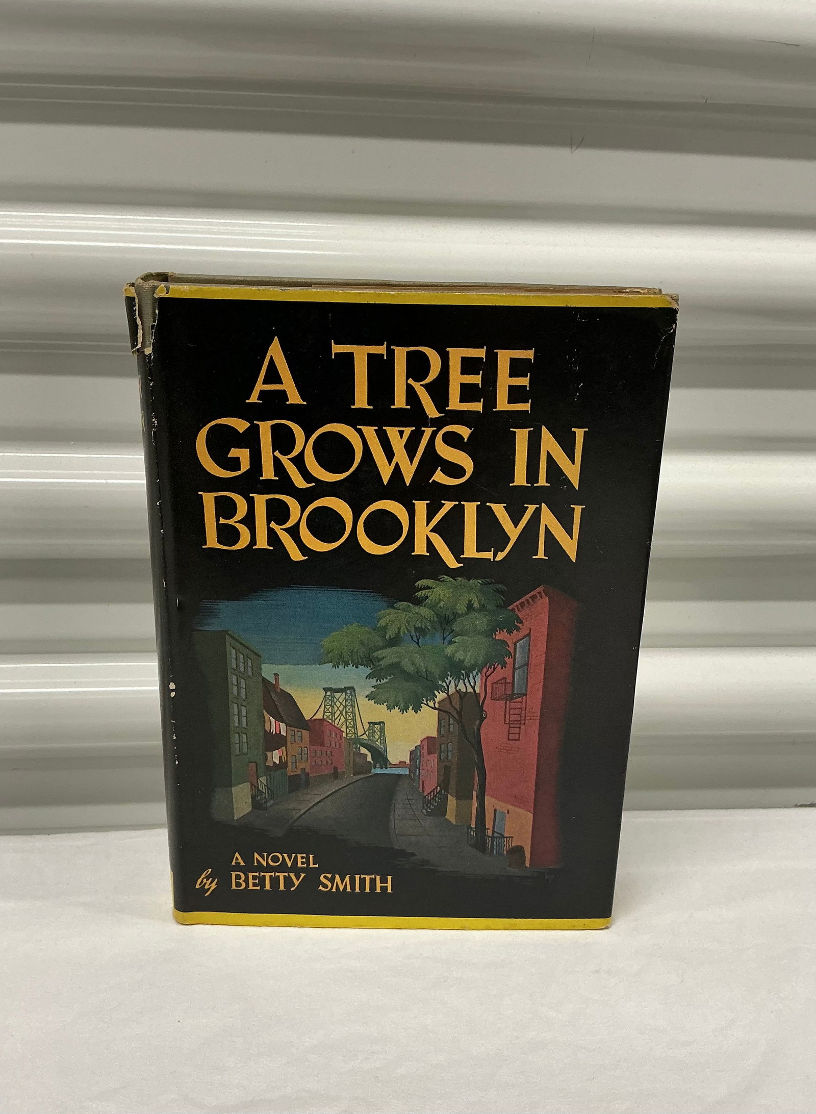 1943 A Tree Grows In Brooklyn Hardcover With Dust Jacket (1 of 6)