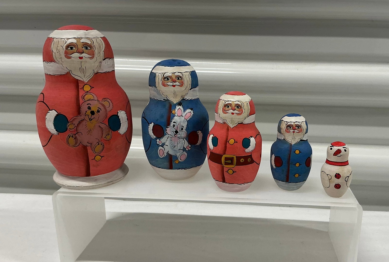 Santa Nesting Doll (1 of 4)