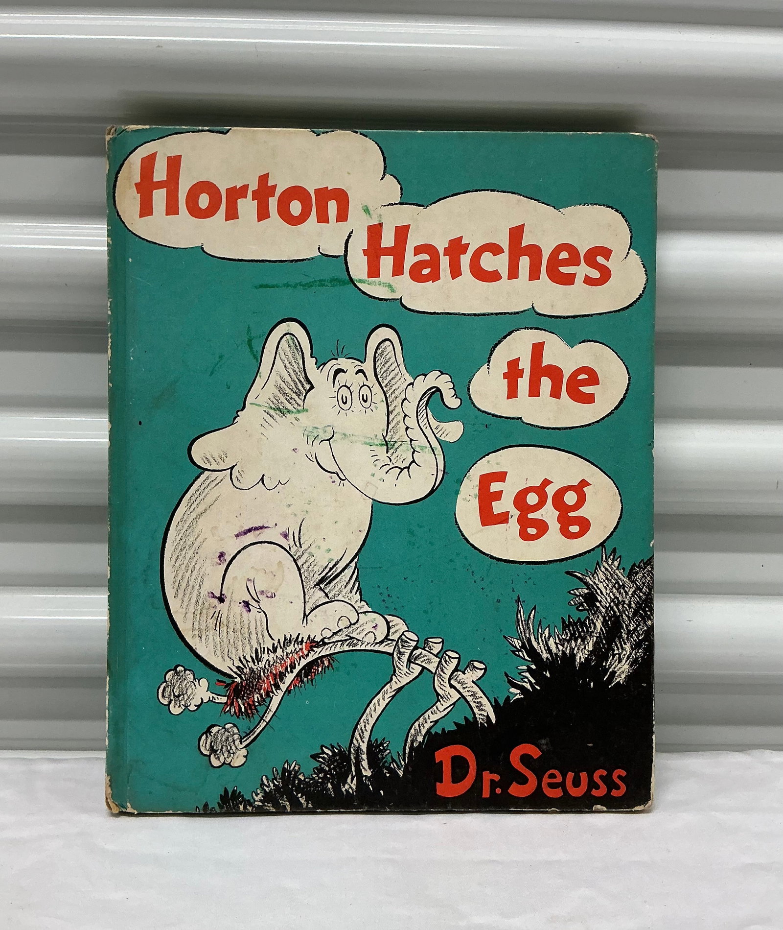 1940 Dr Seuss Horton Hatches The Egg (1 of 6)