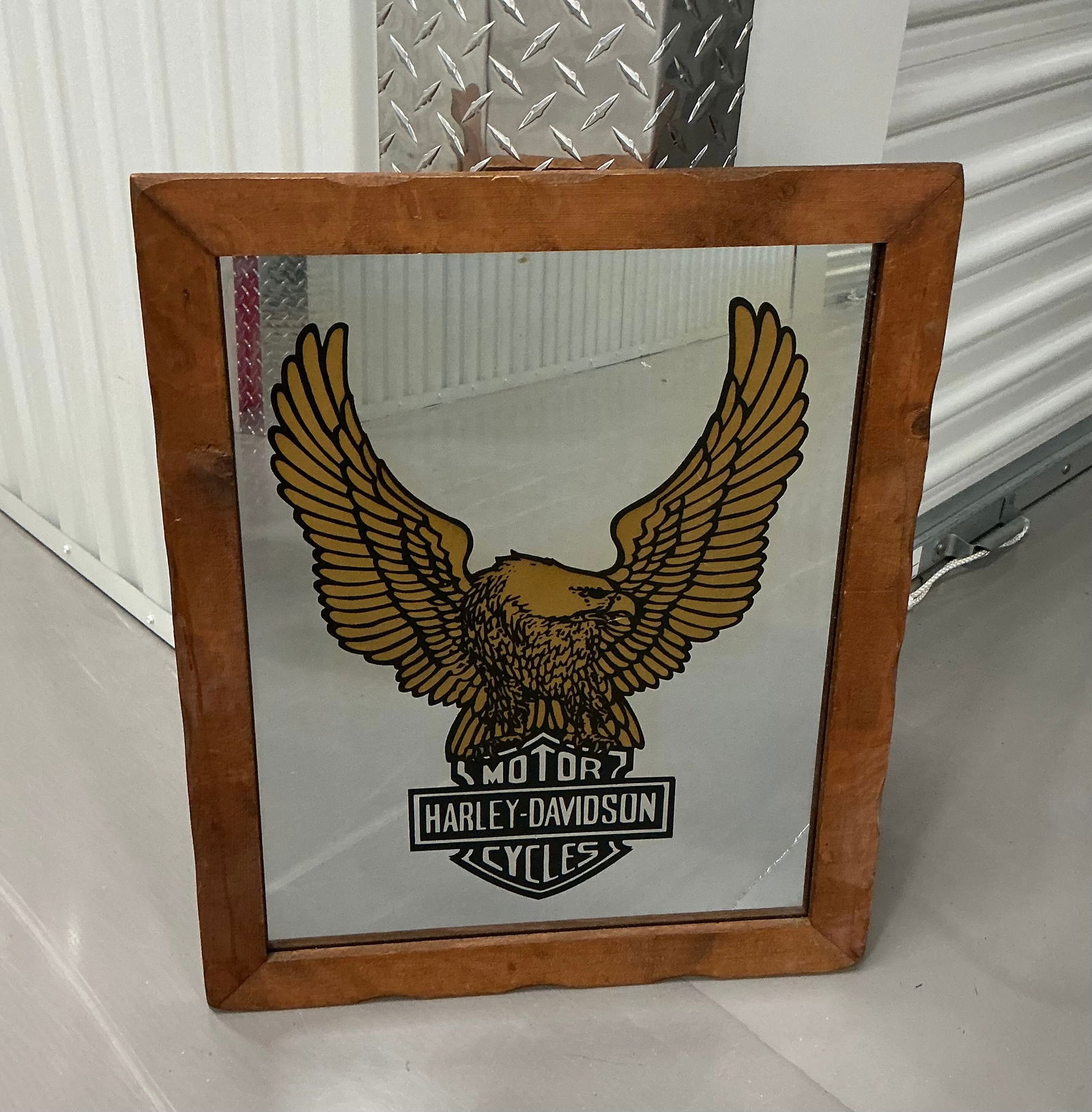 Vintage Harley Davidson Bar & Shield Eagle Mirror (1 of 3)