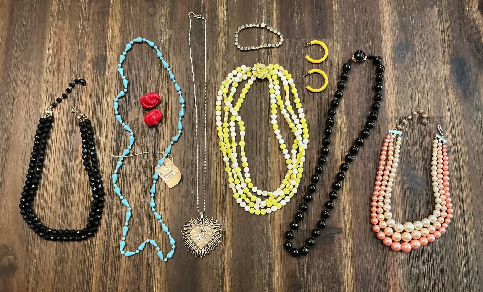 Vintage Jewelry (1 of 5)