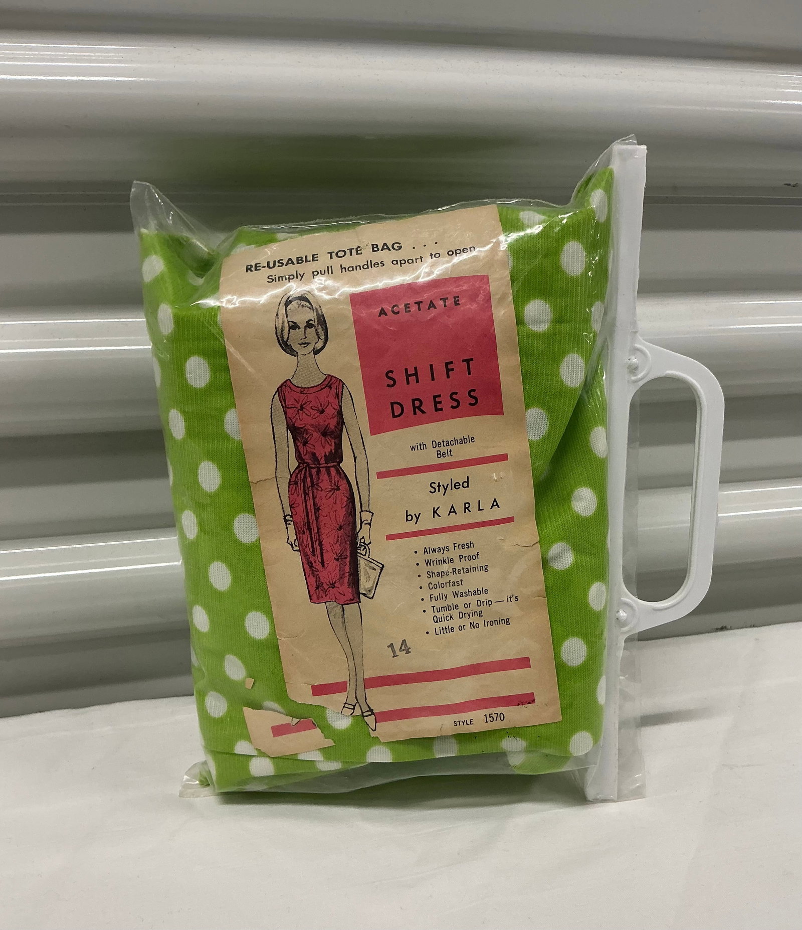 1960s Green Polka Dot Shift Dress With Tie Belt (1 of 5)