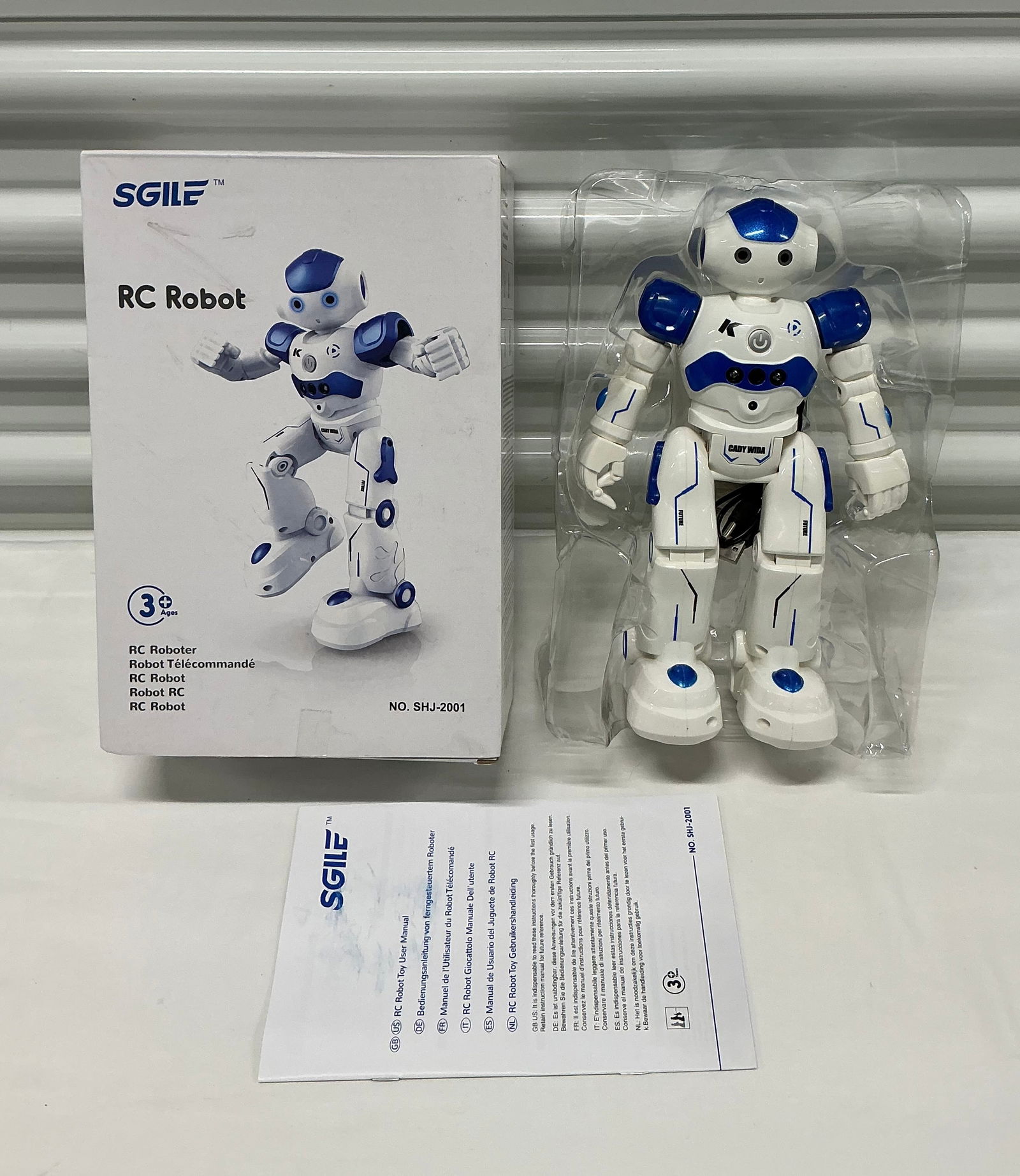 RC Robot Toy (1 of 4)