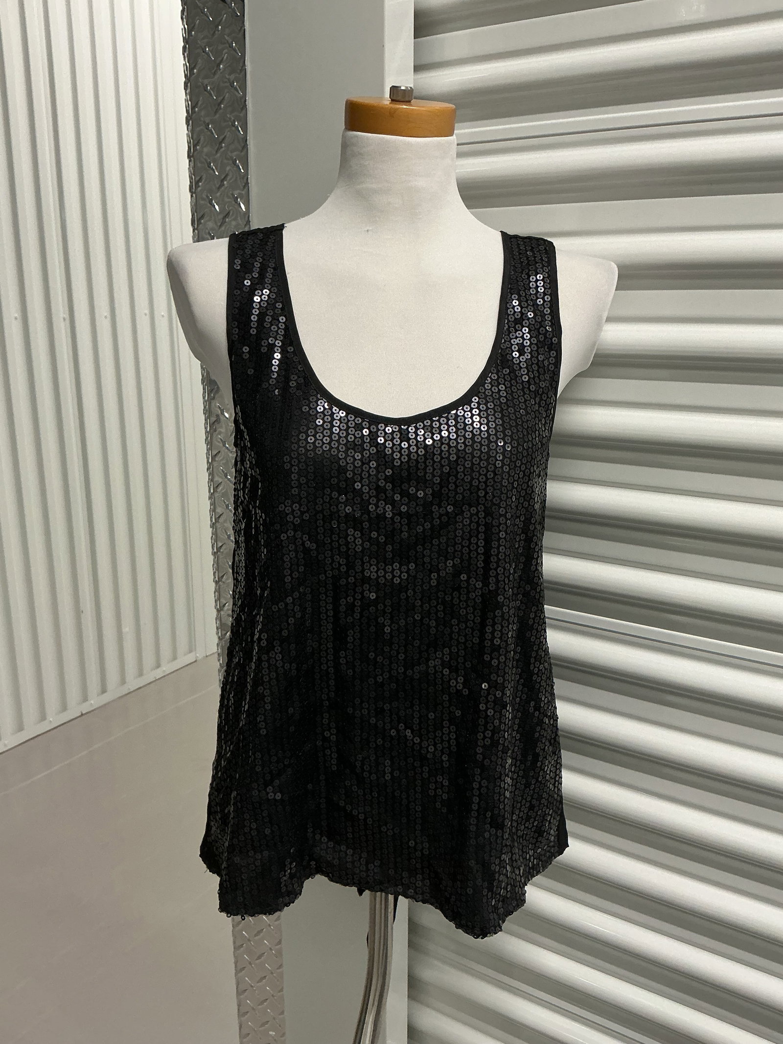 New With Tags Esley Sequin Tank Open Back Tie Detail: Size L