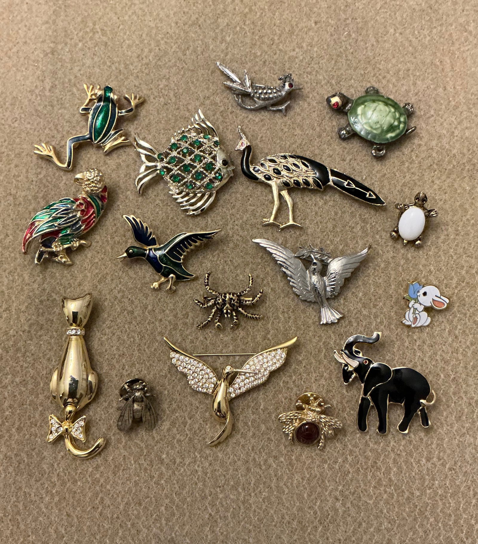 Bird Insect & Animal Brooches Some Signed (1 of 6)