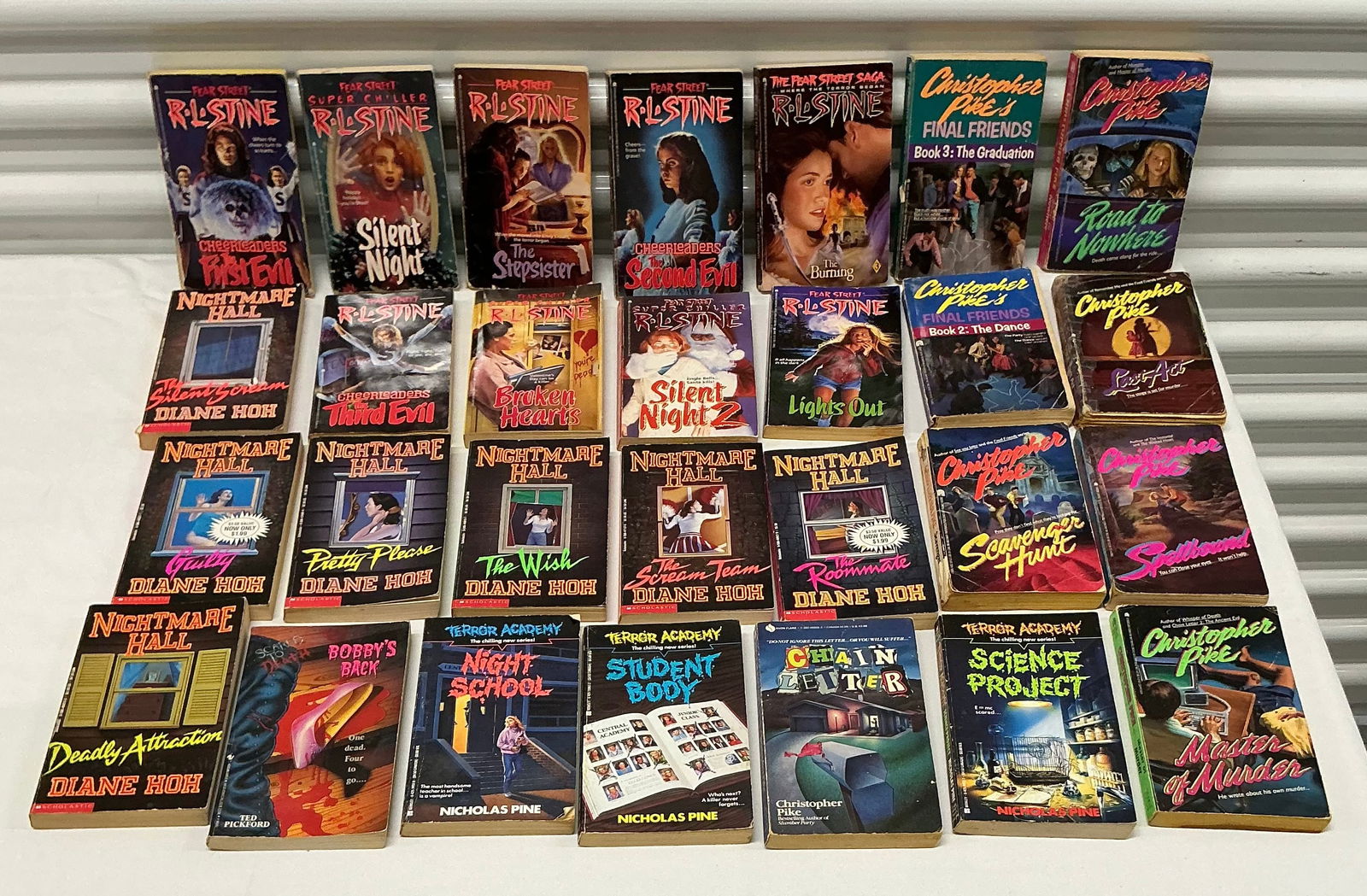 Vintage Horror Books RL Stine Fear Street Christopher Pike (1 of 3)
