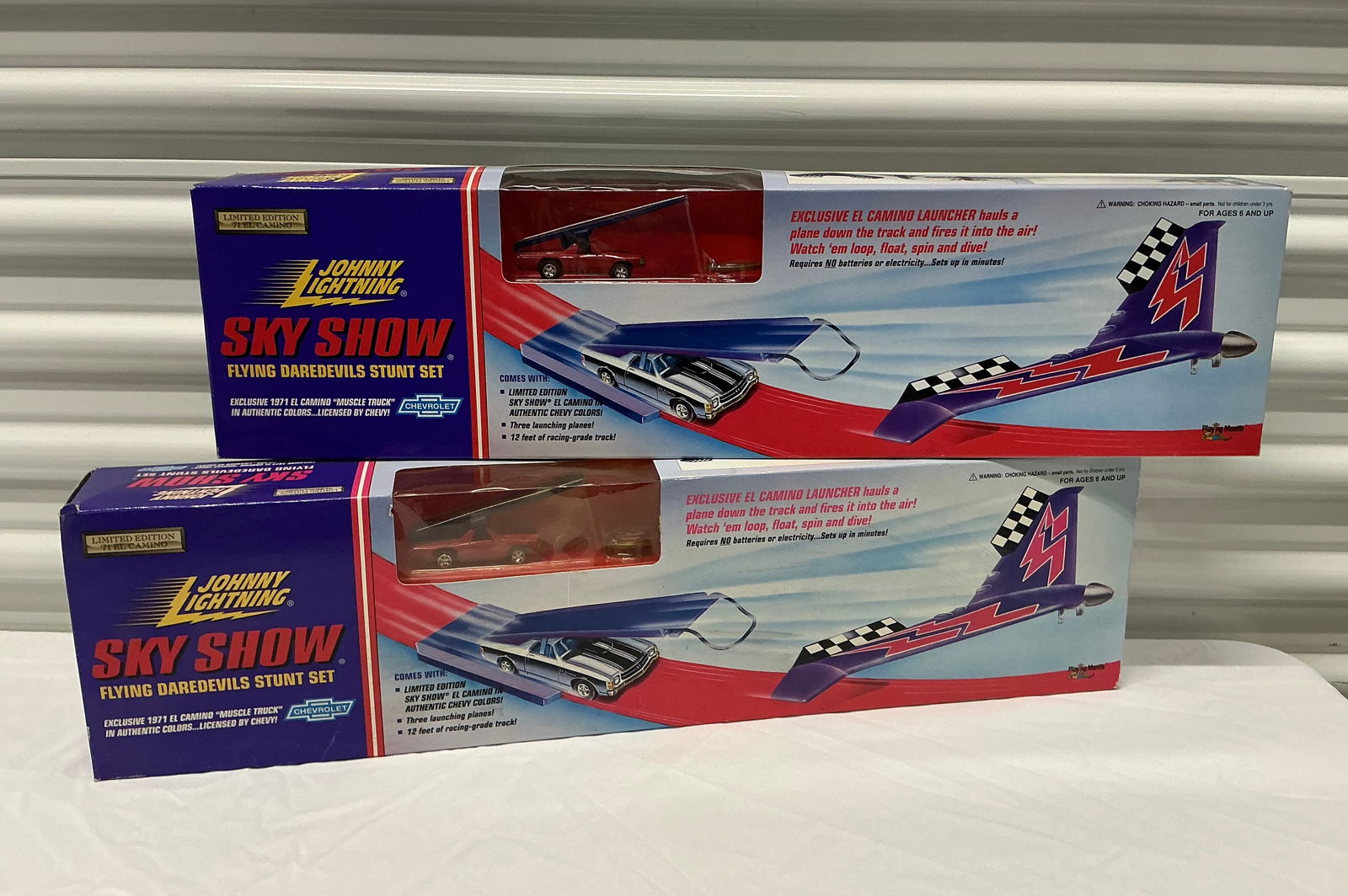 1995 Johnny Lightning Sky Show Flying Daredevil Stunt Sets (1 of 7)