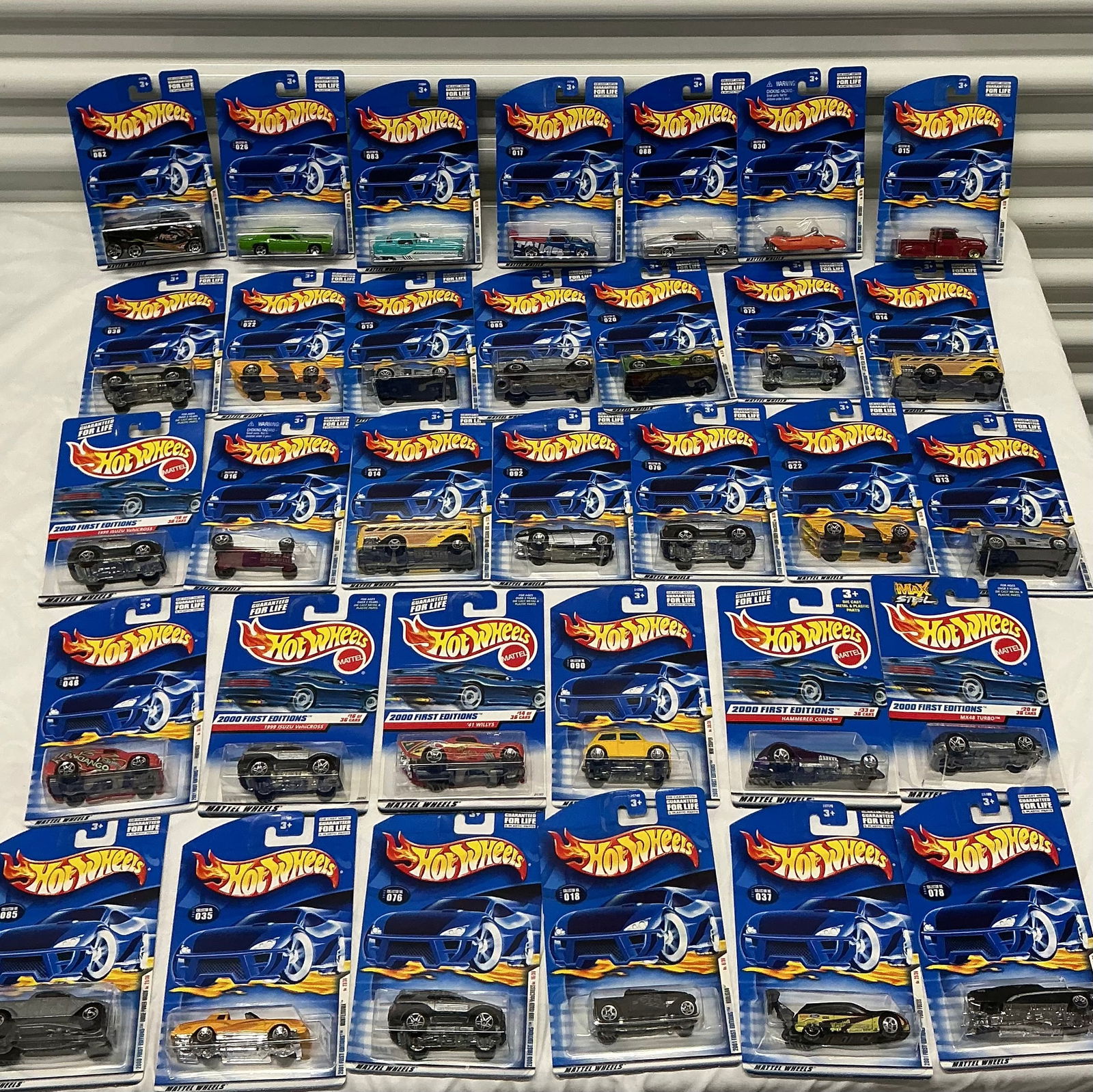 Lot of 33 2000 & 2001 First Editions Hot Wheels (1 of 5)