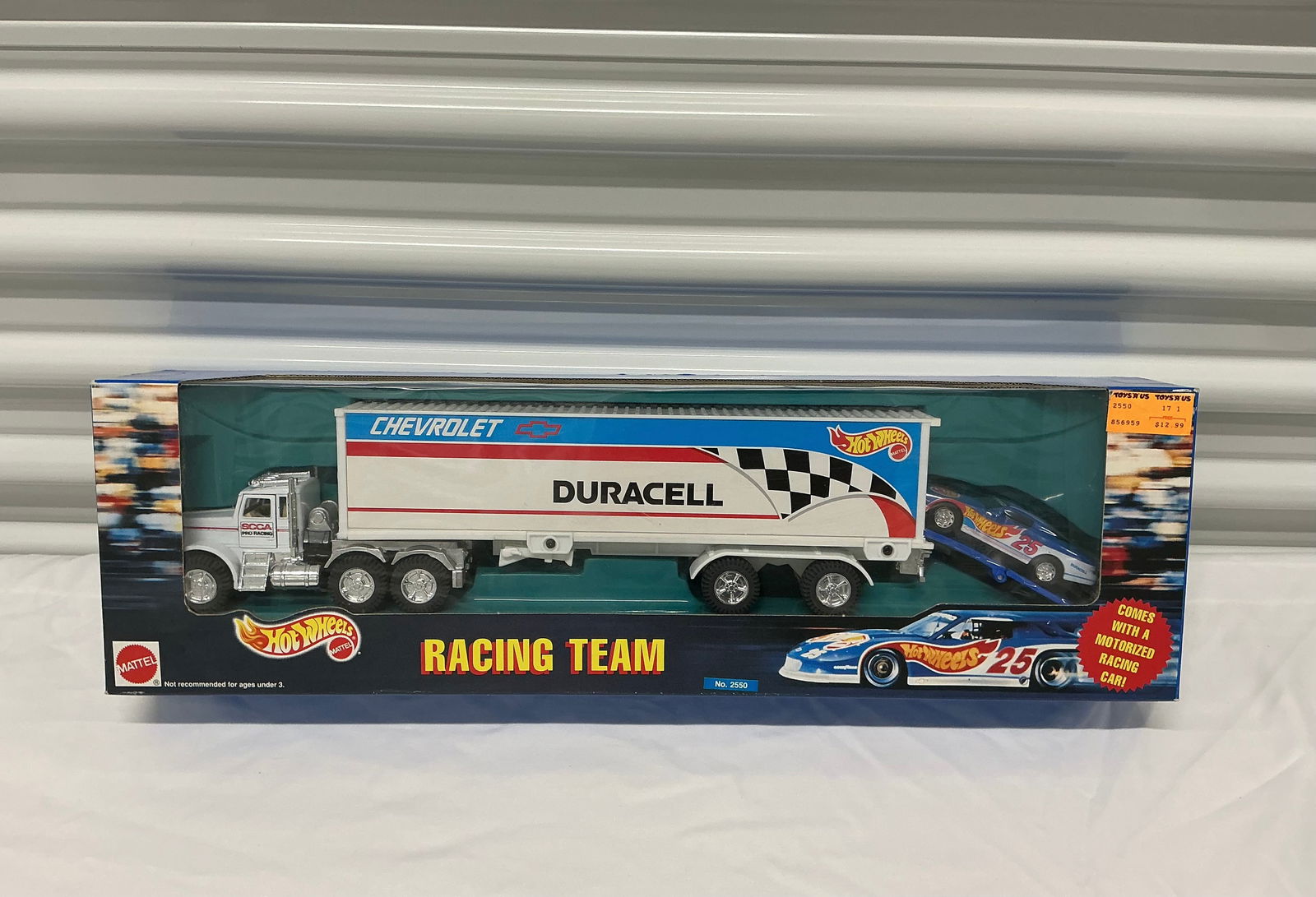 SEALED 1993 Hot Wheels Pro Circuit Racing Team Truck Trailer & Car (1 of 7)
