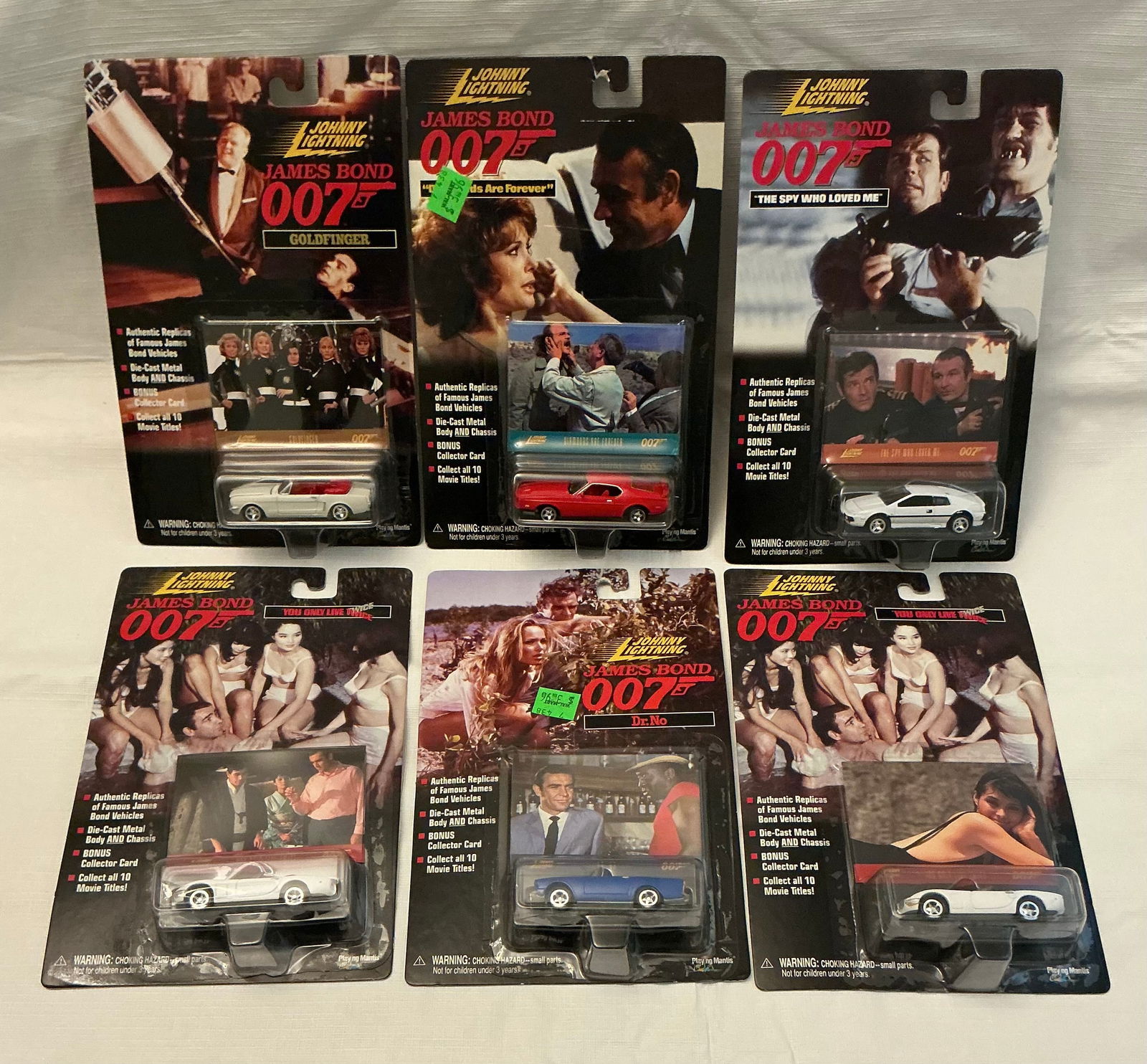 James Bond 007 Johnny Lightning Die Cast Replica Cars & Collector Cards (1 of 4)