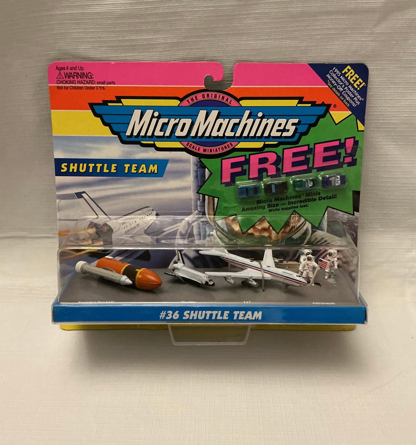 1994 Galoob Micro Machines Shuttle Team With Bonus Minis: On the card