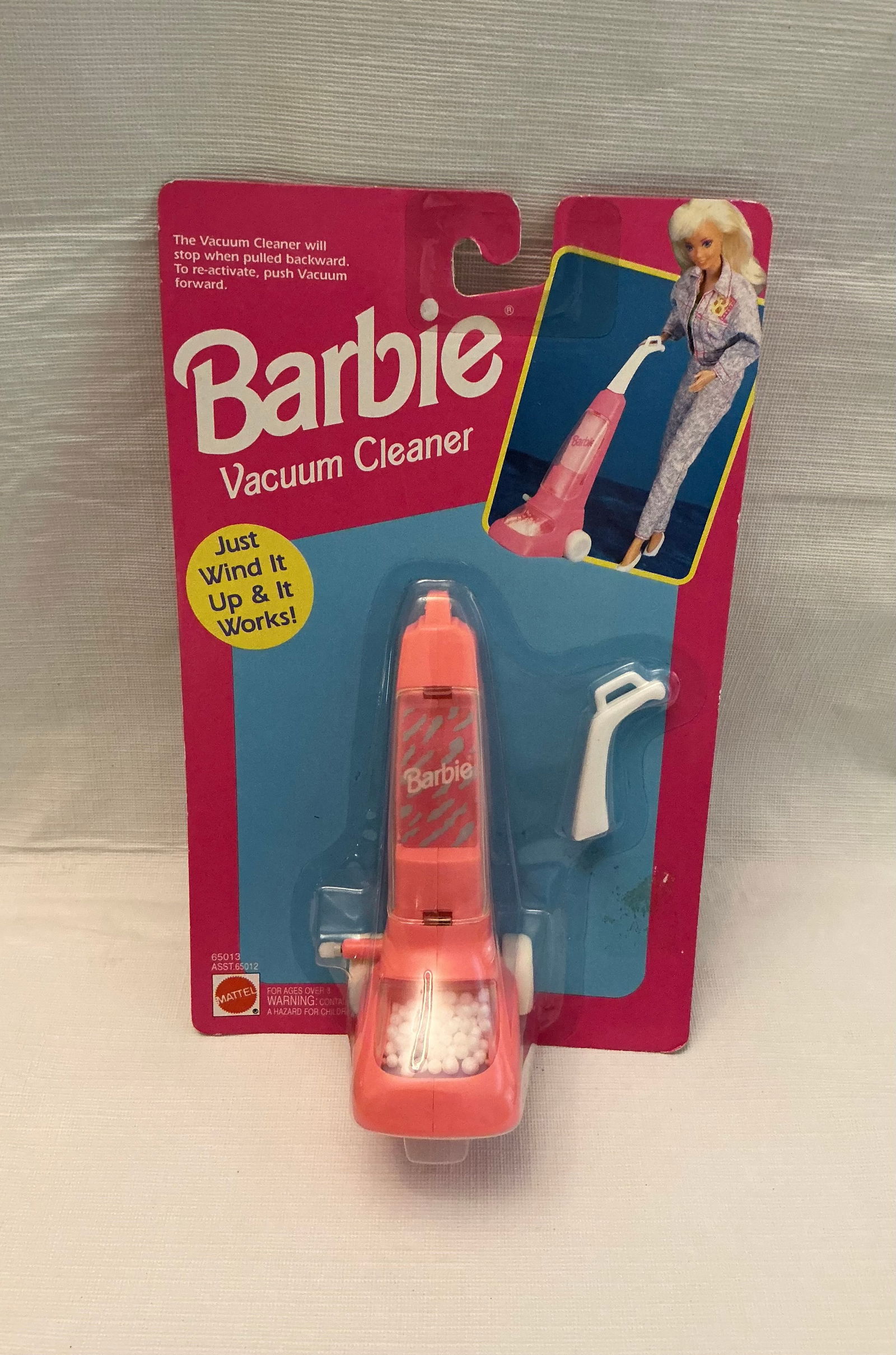 1993 Barbie Vacuum Cleaner On The Card: 1993
