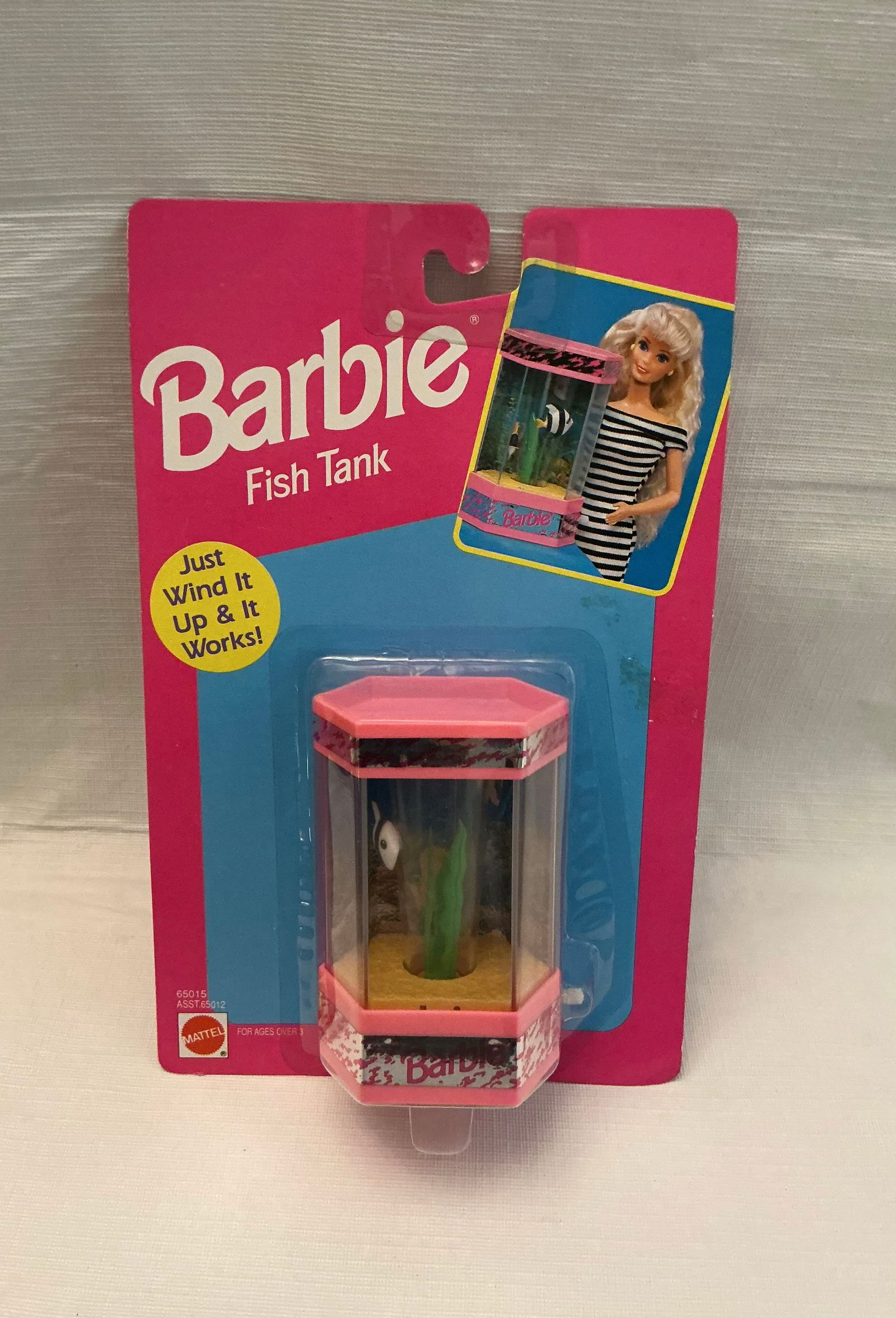 1993 Barbie Fish Tank On The Card (1 of 4)