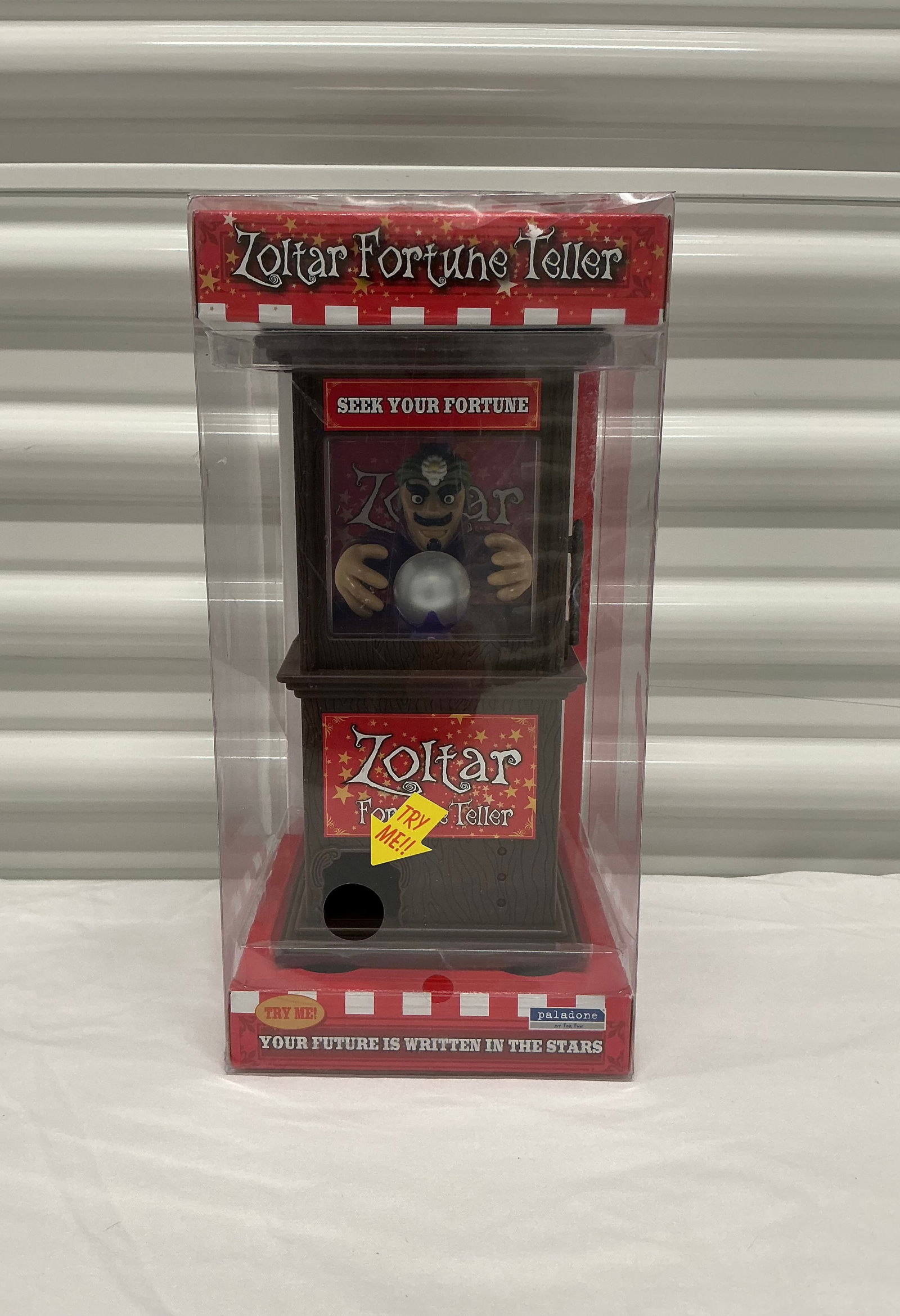 Zoltar The Fortune Teller Novelty Electronic Game (1 of 6)