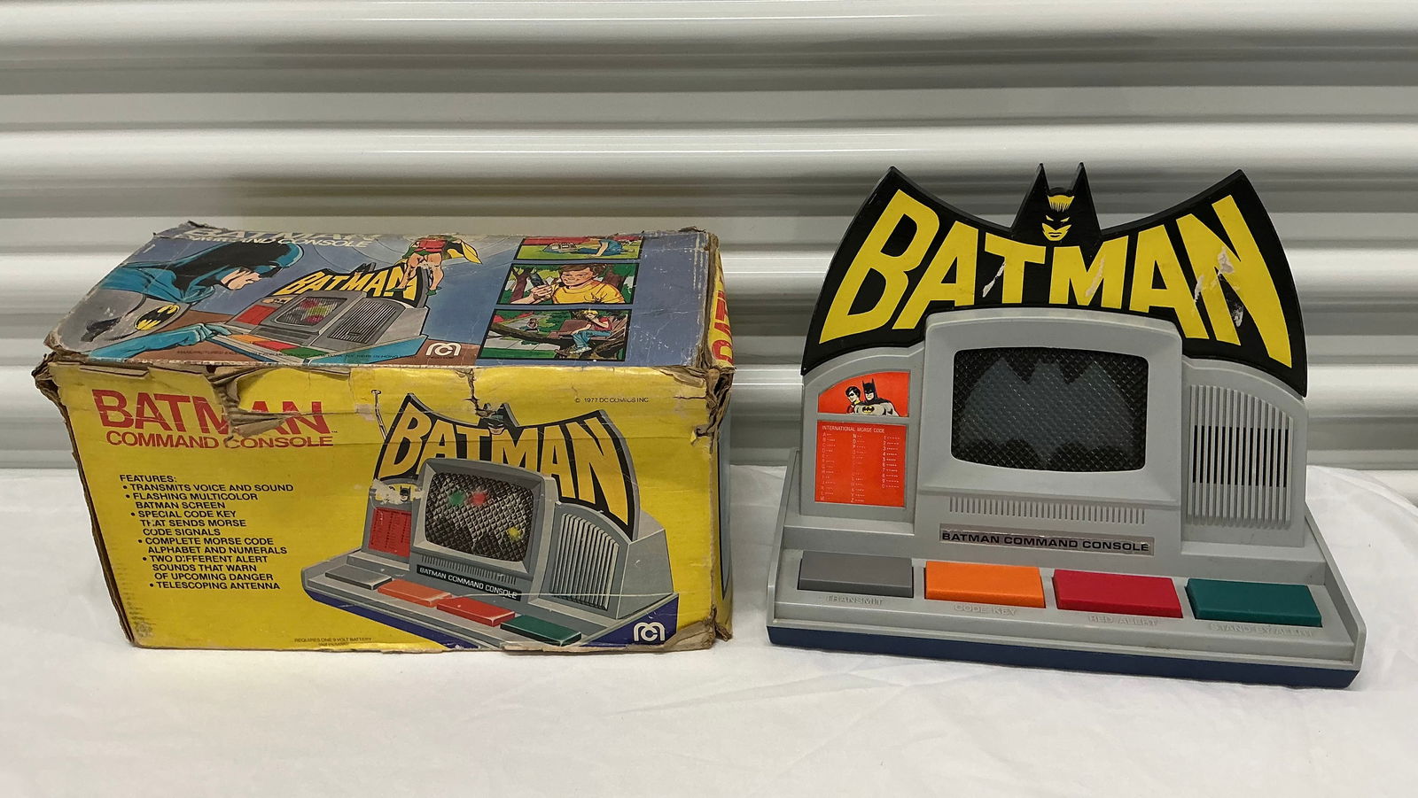 1977 DC Comics Mego Batman Command Console Original Box (1 of 7)