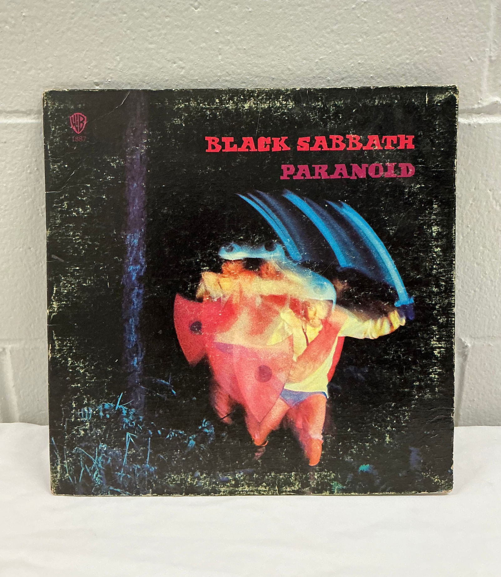 1970 Ozzy Black Sabbath Paranoid Vintage Vinyl Record (1 of 5)