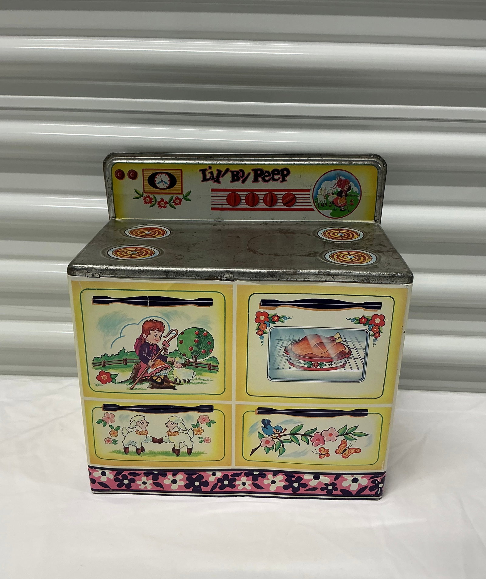 Wolverine Mid Century Lil Bo Peep Tin Litho Stove: 11.5x11x6.5