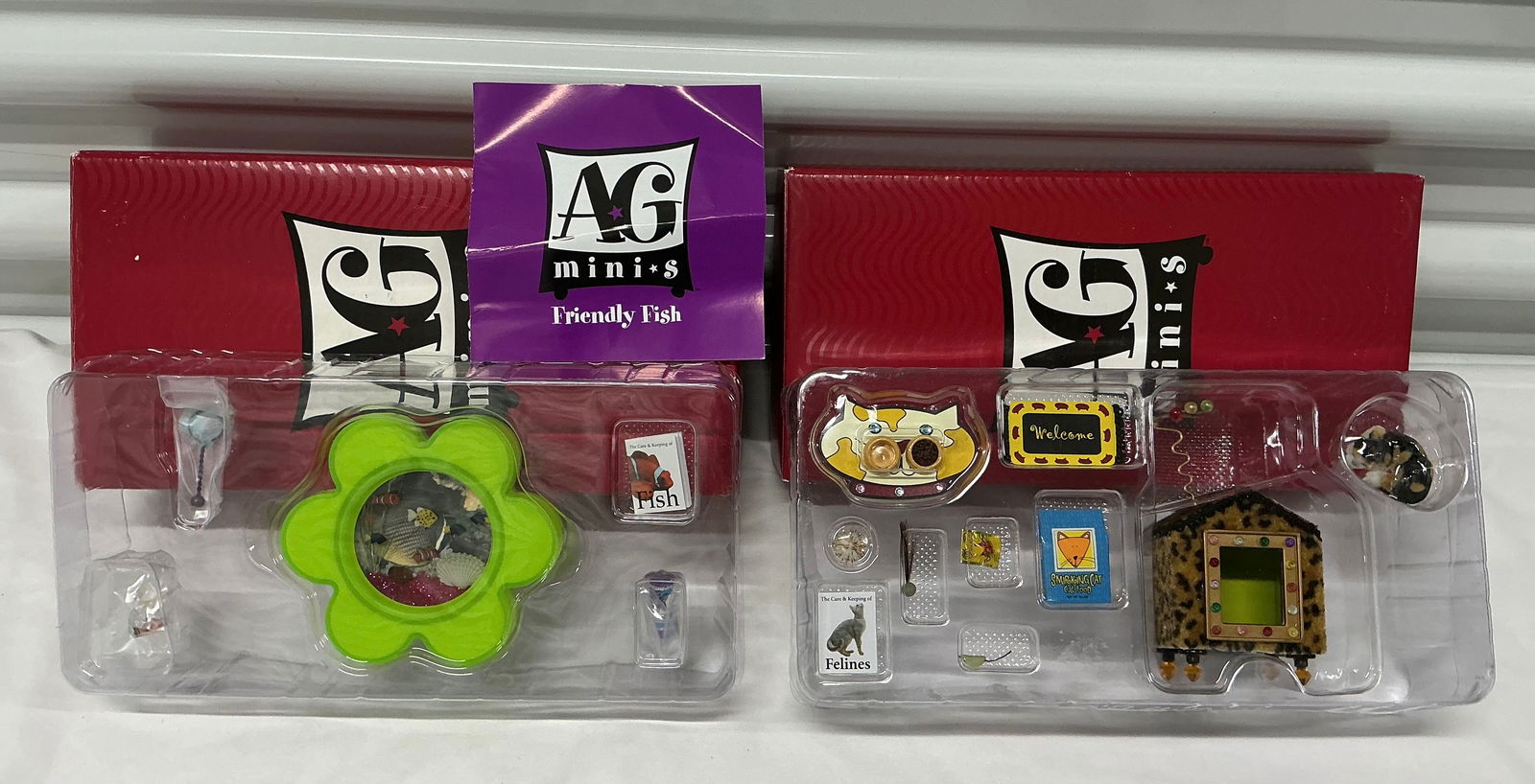 American Girl AG Minis Boxed Callie The Cat & Tropical Fish Accessory Sets (1 of 7)