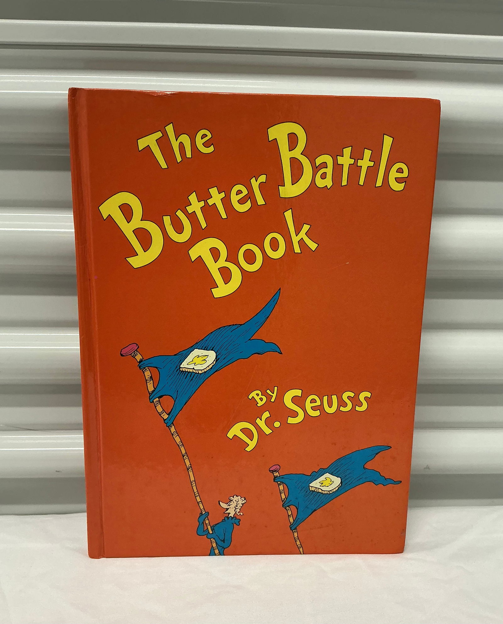 1984 Dr Seuss The Butter Battle Book Hard Cover (1 of 7)