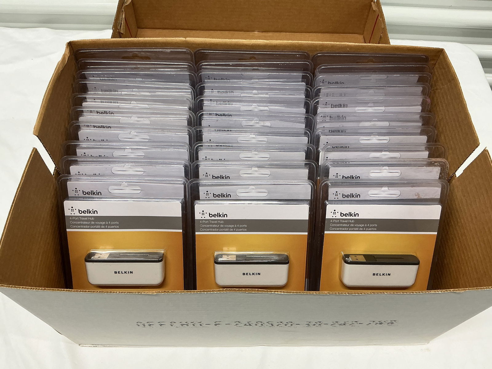 Box Full Of New Belkin 4 Port Travel Hubs (1 of 4)